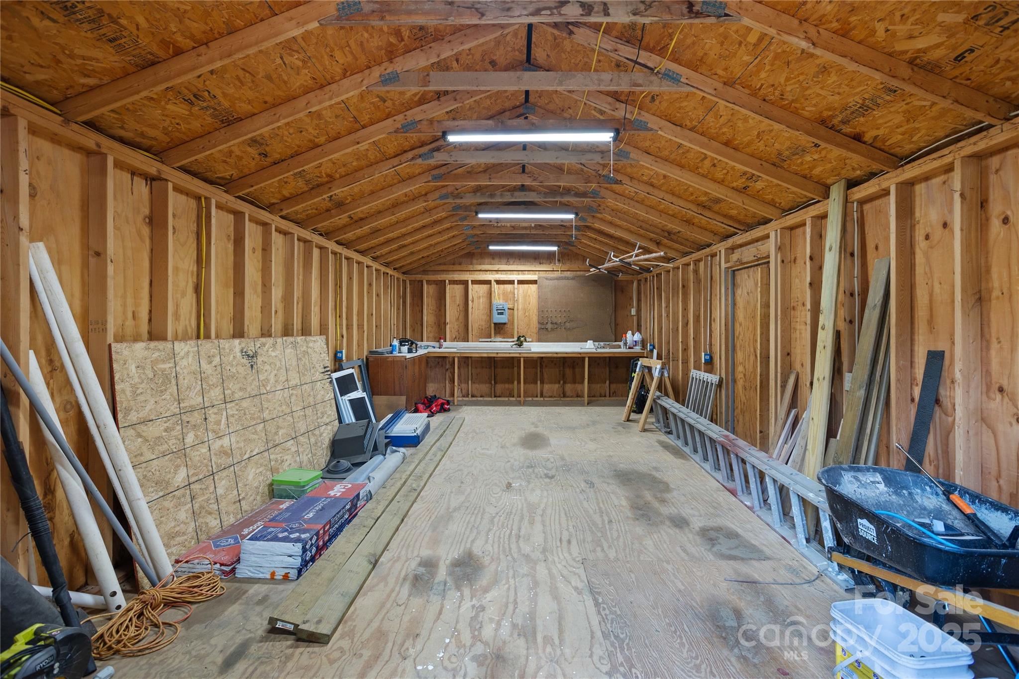 property viewer photo 42