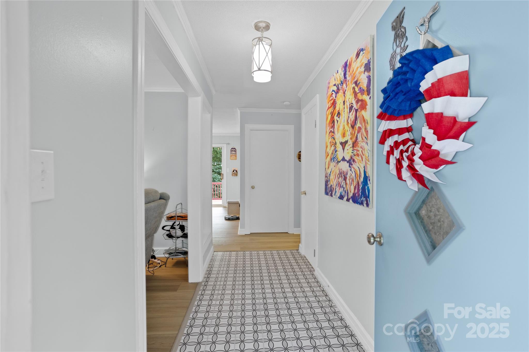 property viewer photo 8