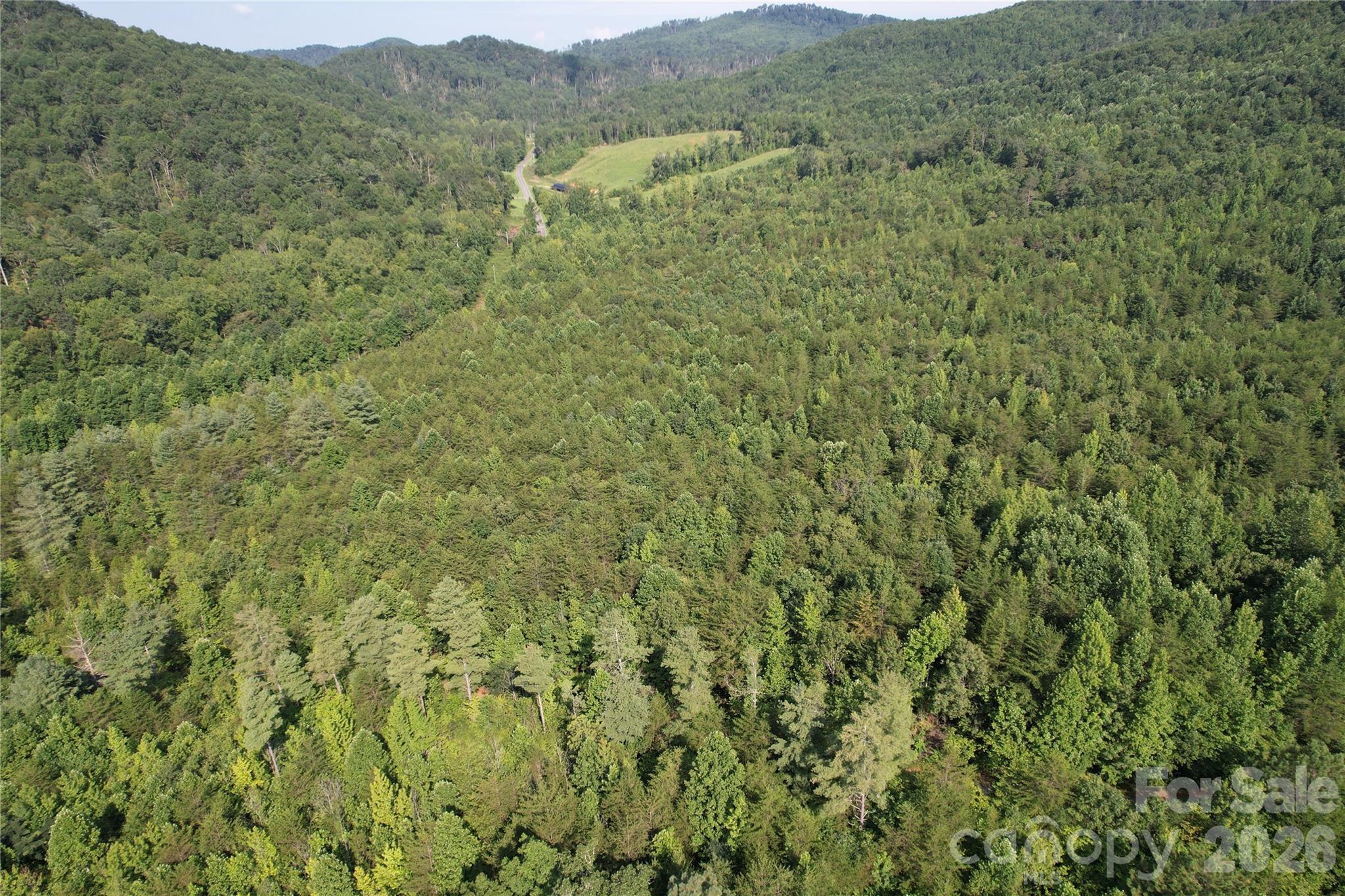 main property photo 28