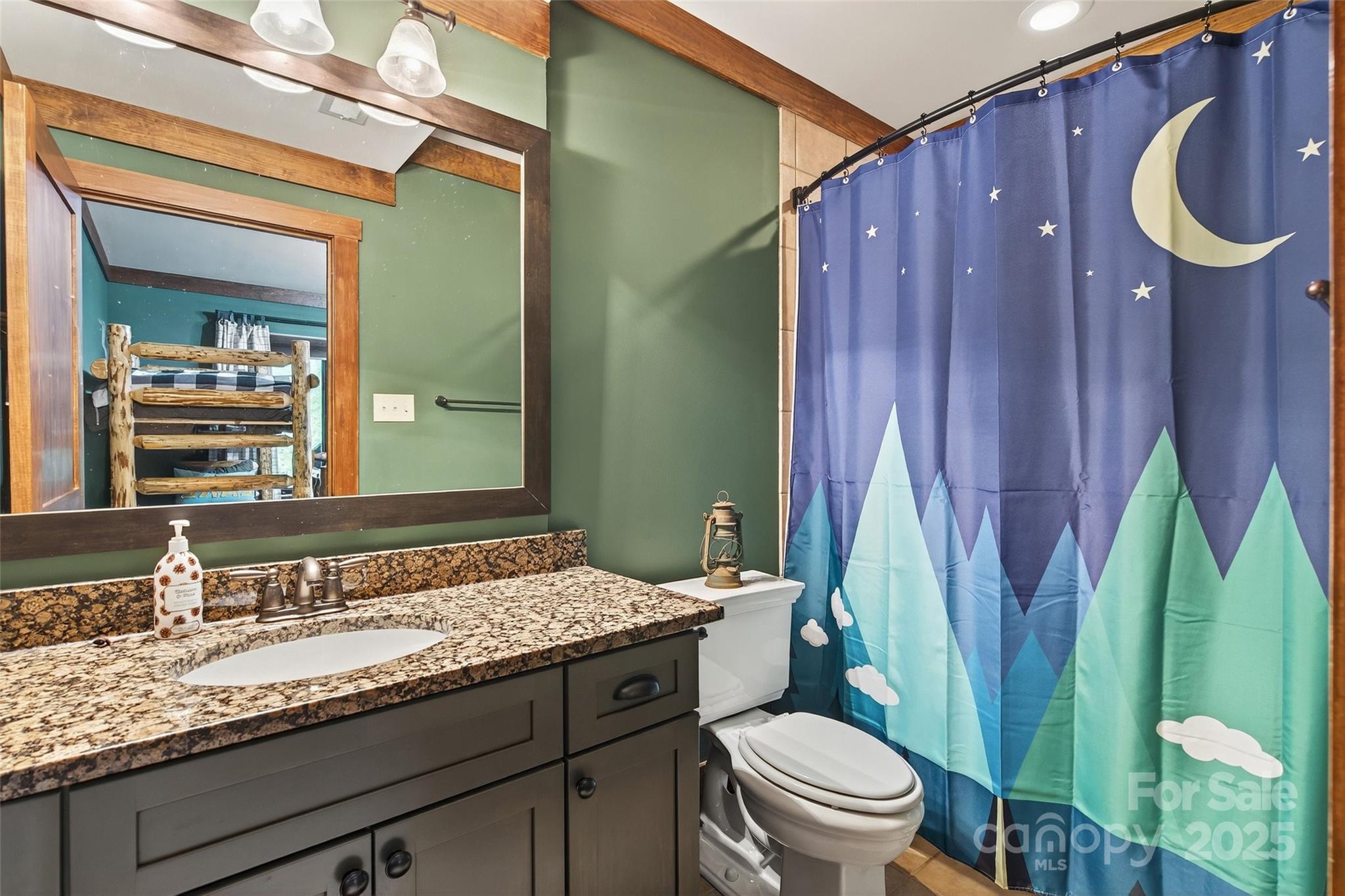 property viewer photo 38