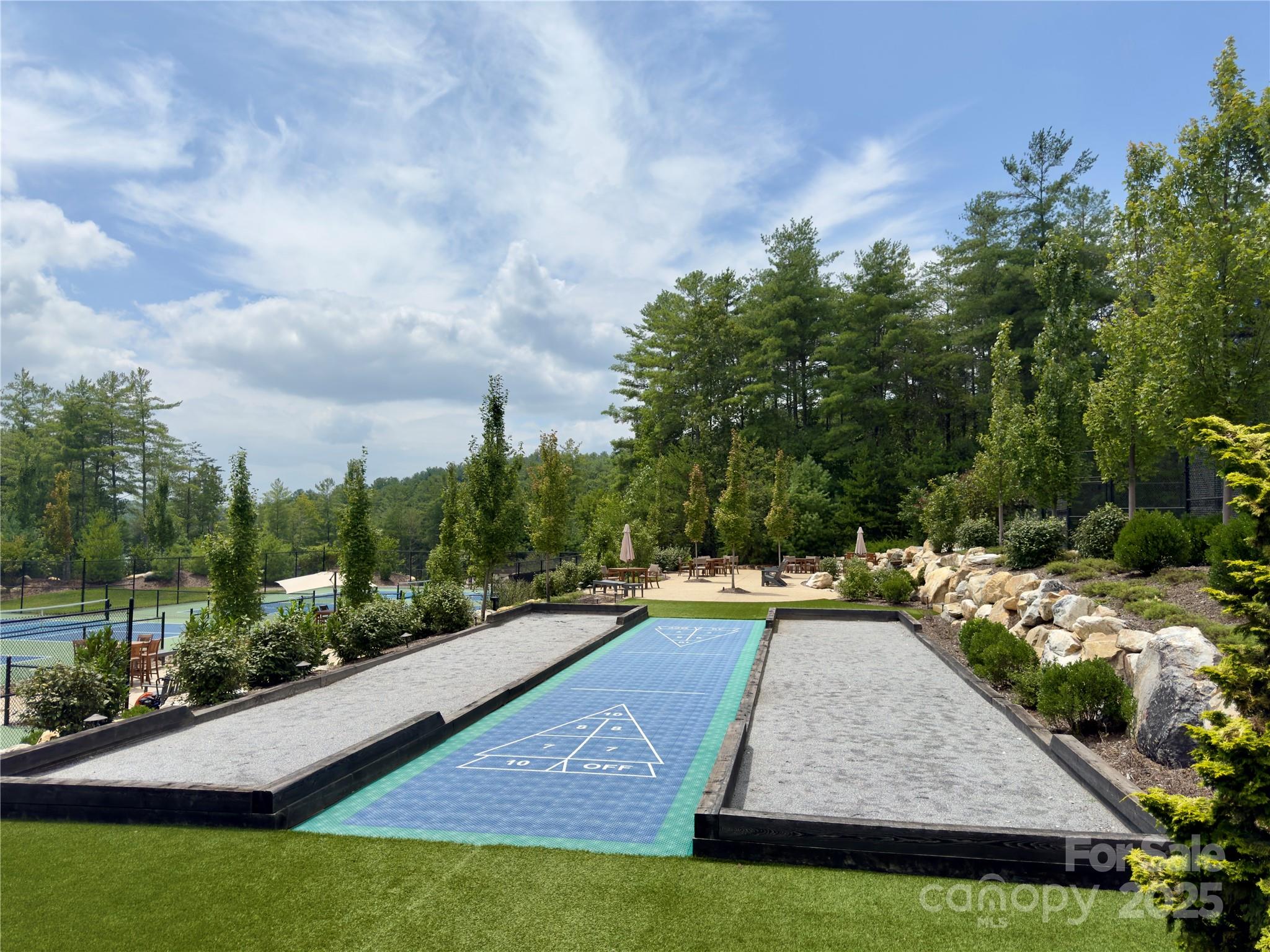 property viewer photo 41