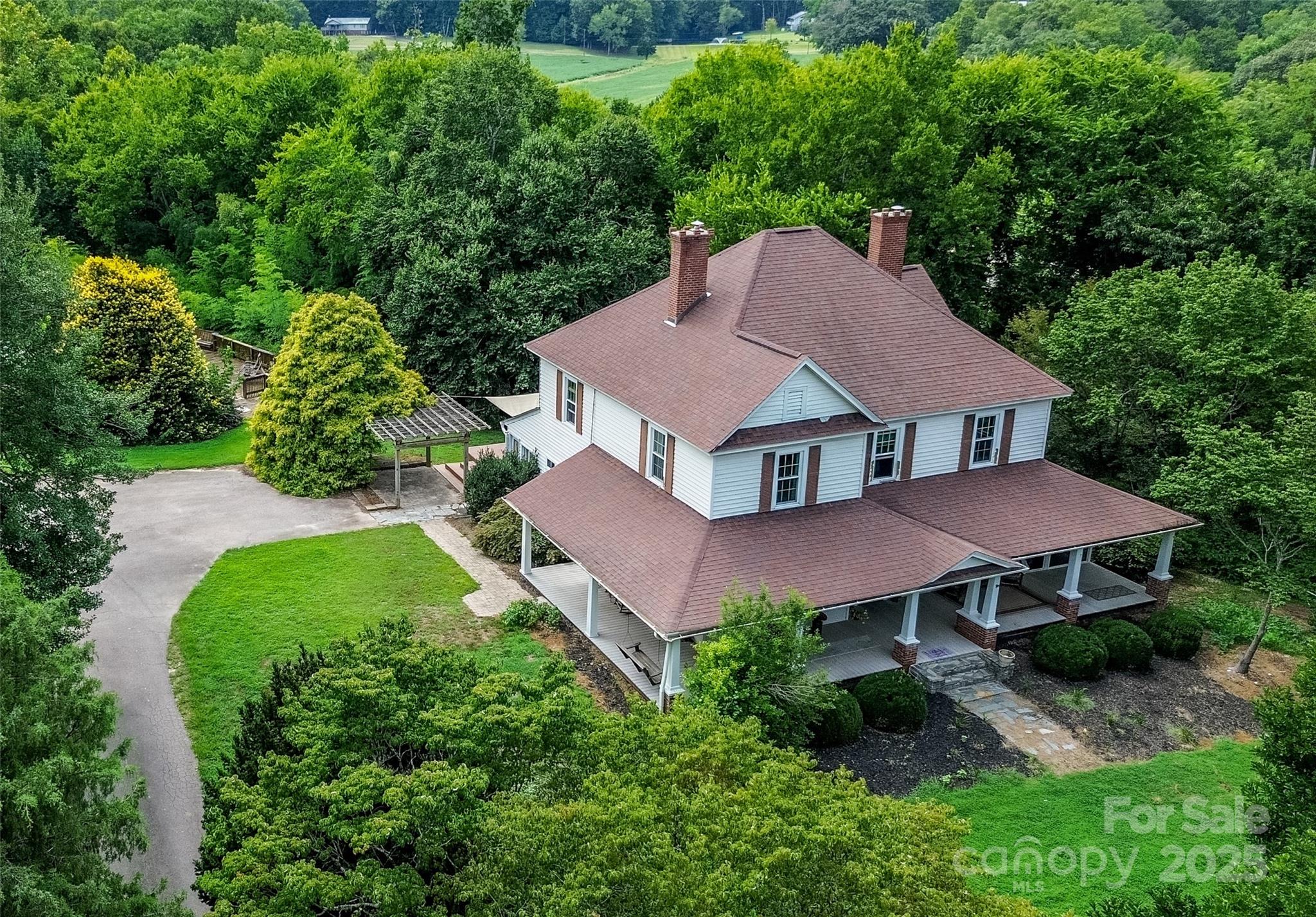 main property photo 43