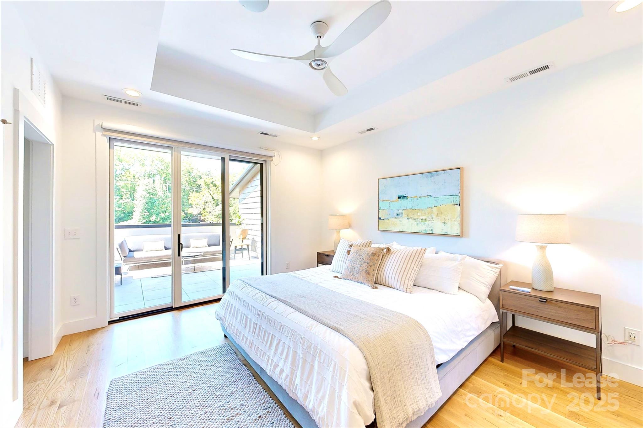 property viewer photo 12