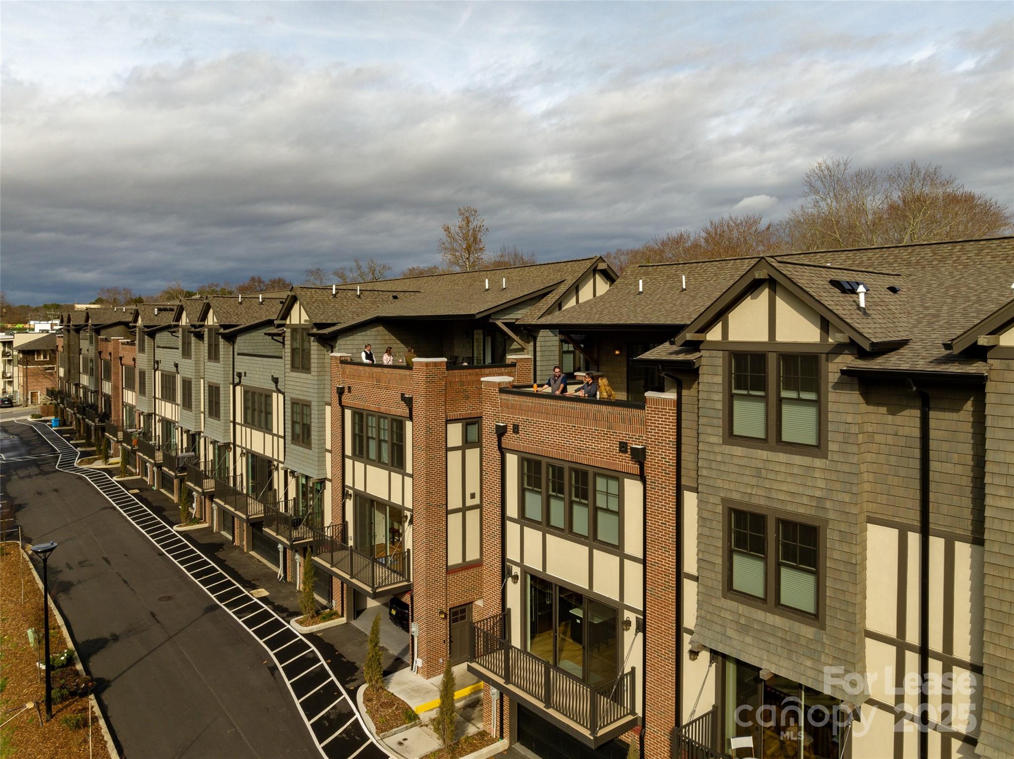 property viewer photo 2