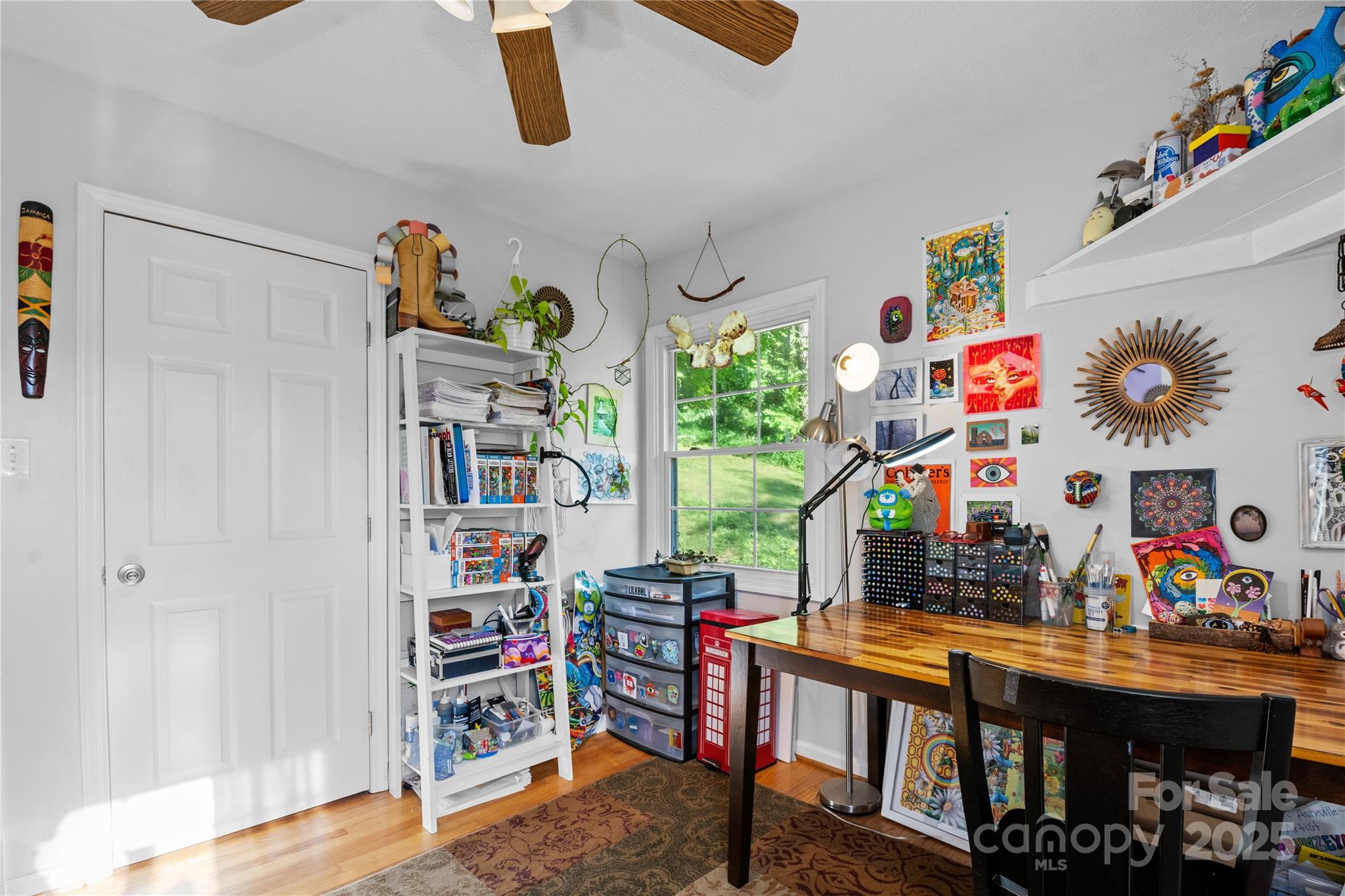 property viewer photo 9