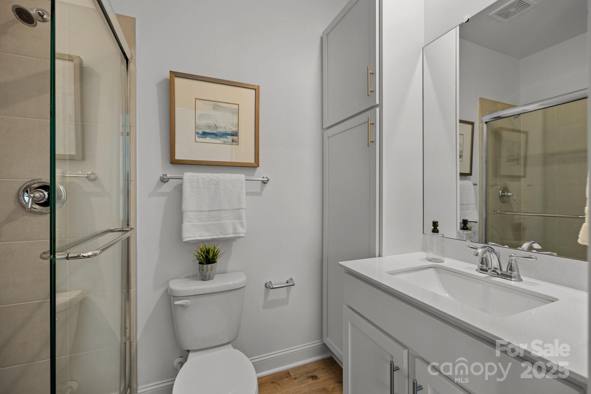 property viewer photo 17