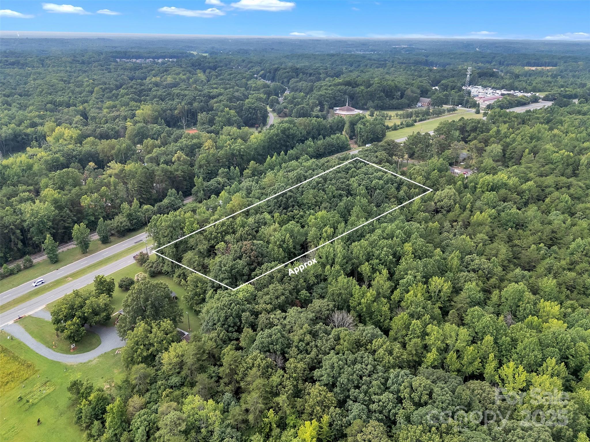 main property photo 7