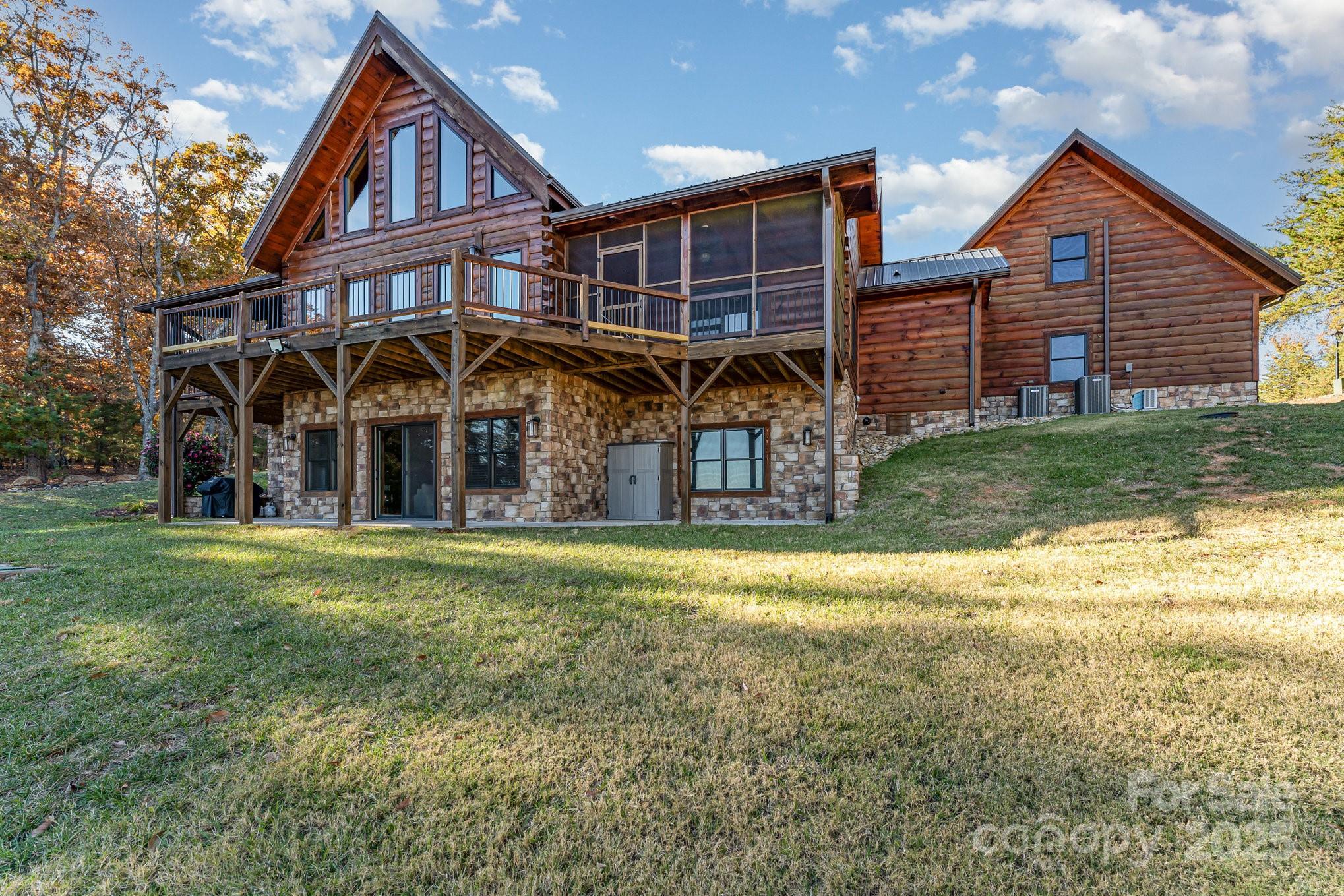 main property photo 41