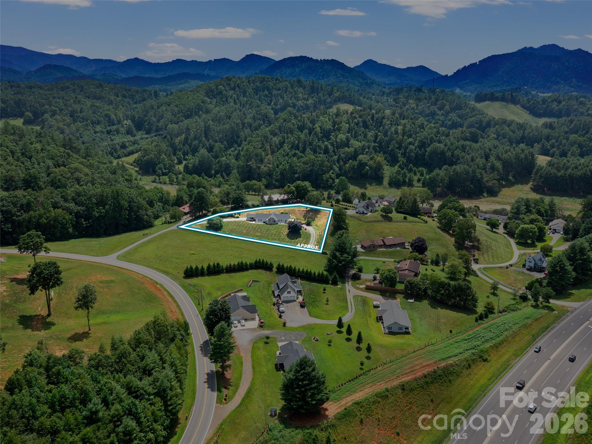 main property photo 32