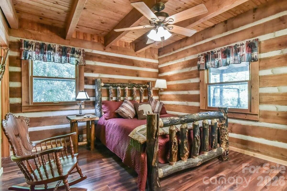 main property photo 11
