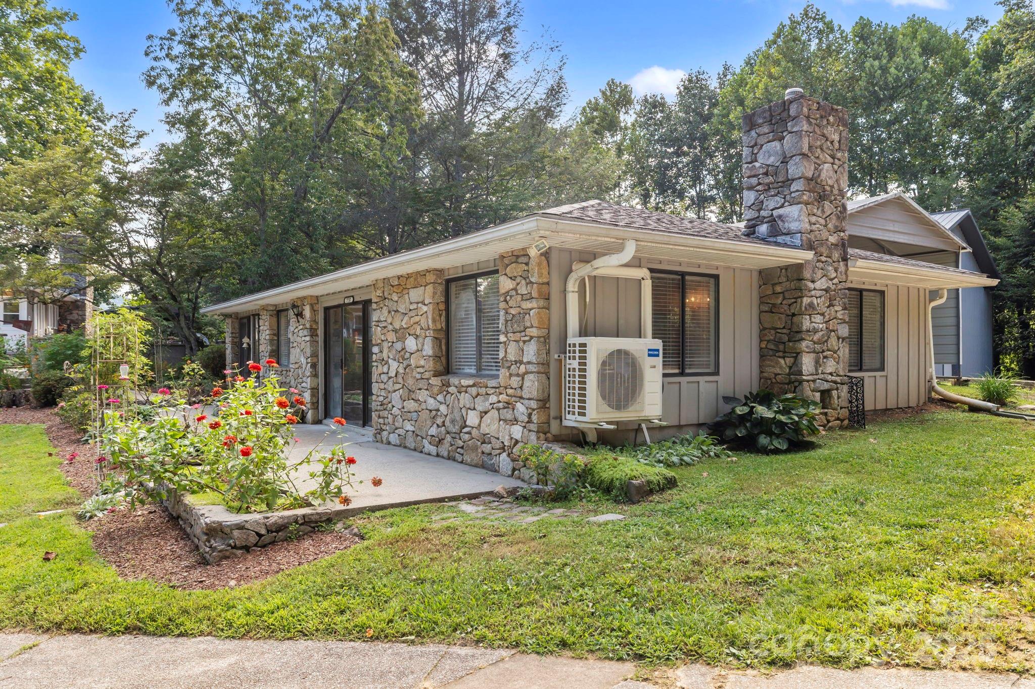 main property photo 31