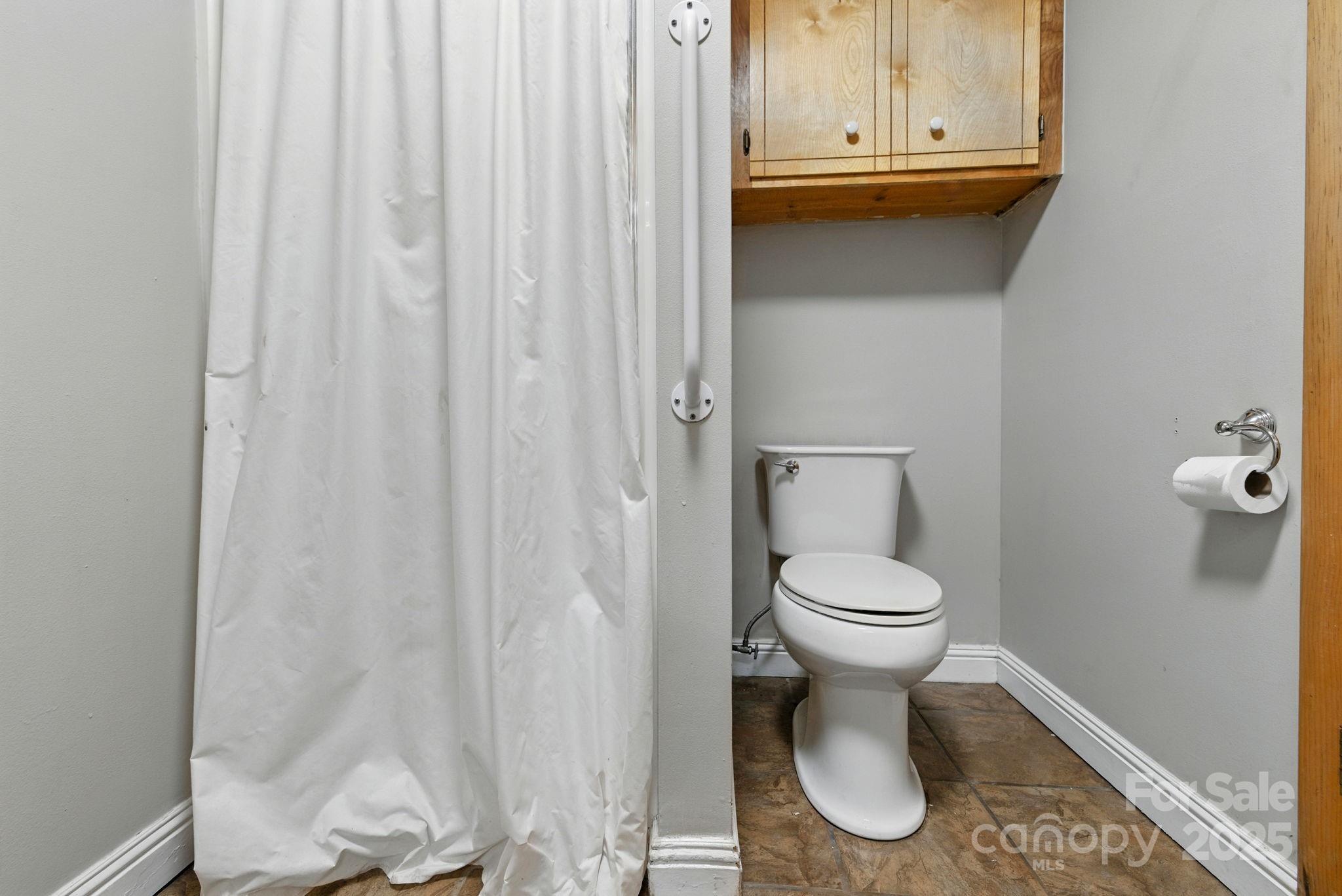 main property photo 44