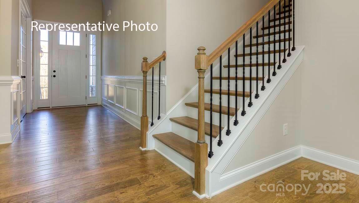 property viewer photo 3