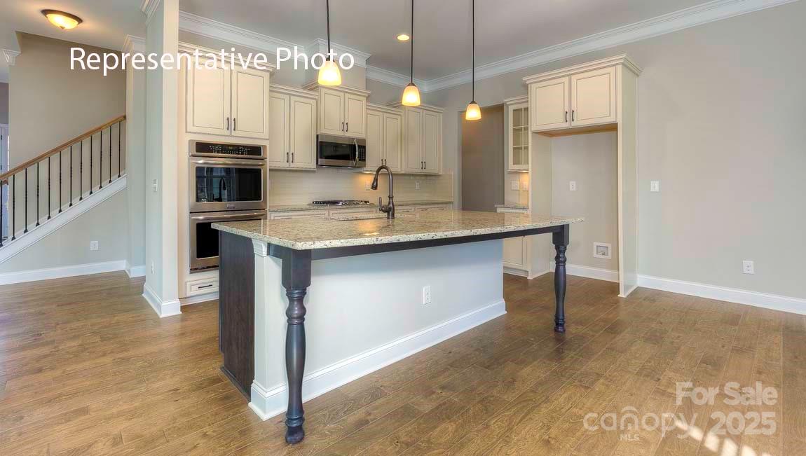 property viewer photo 5