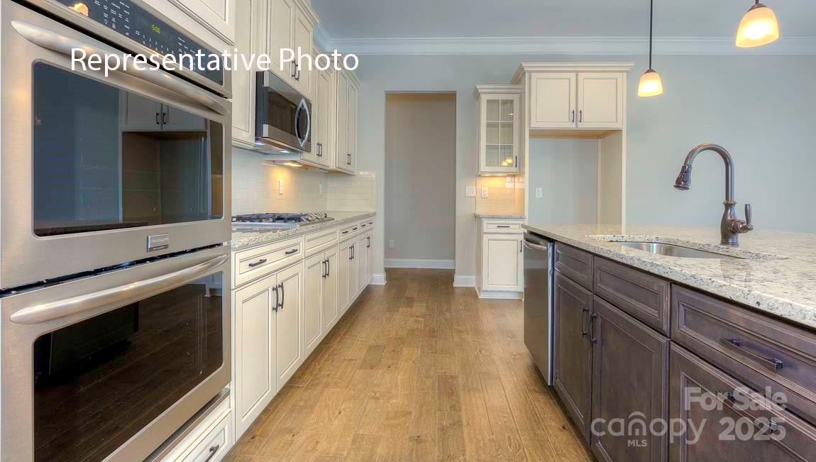 property viewer photo 7