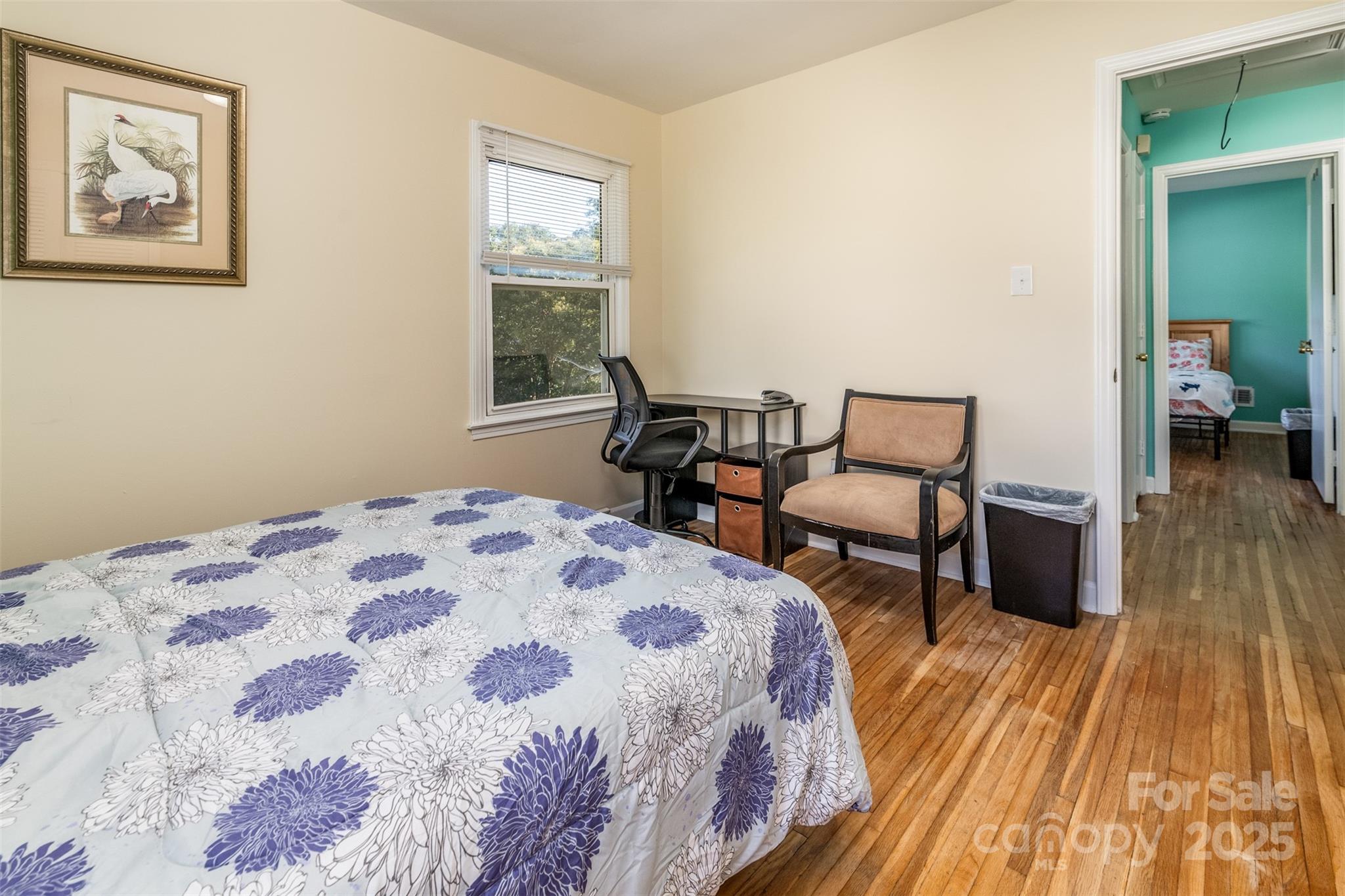 main property photo 18