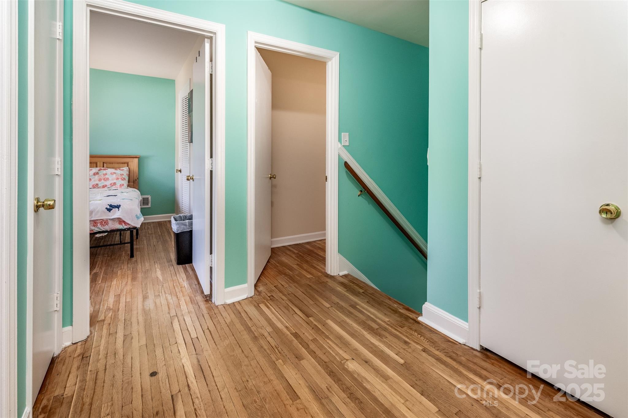 main property photo 24