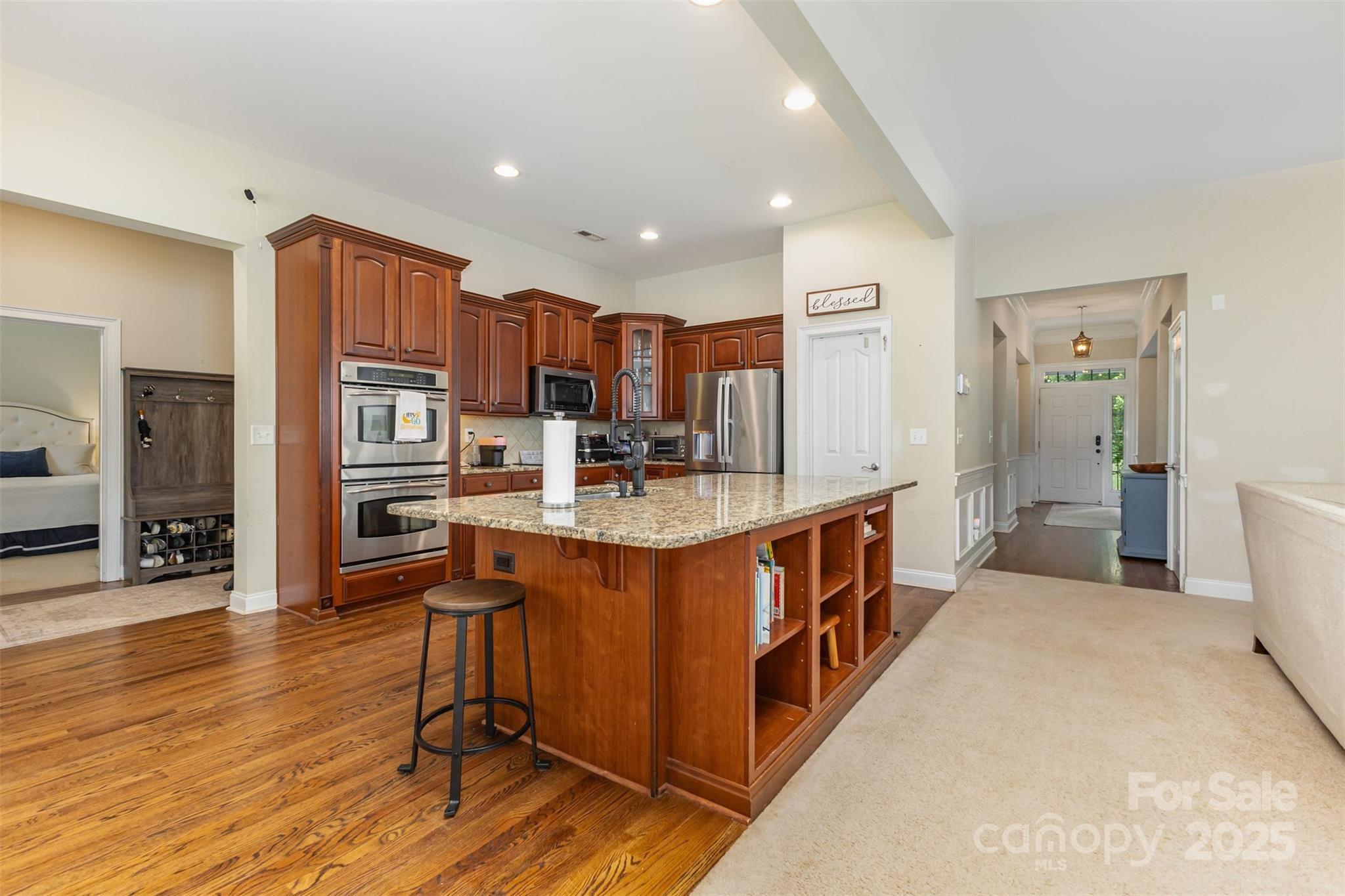 main property photo 20