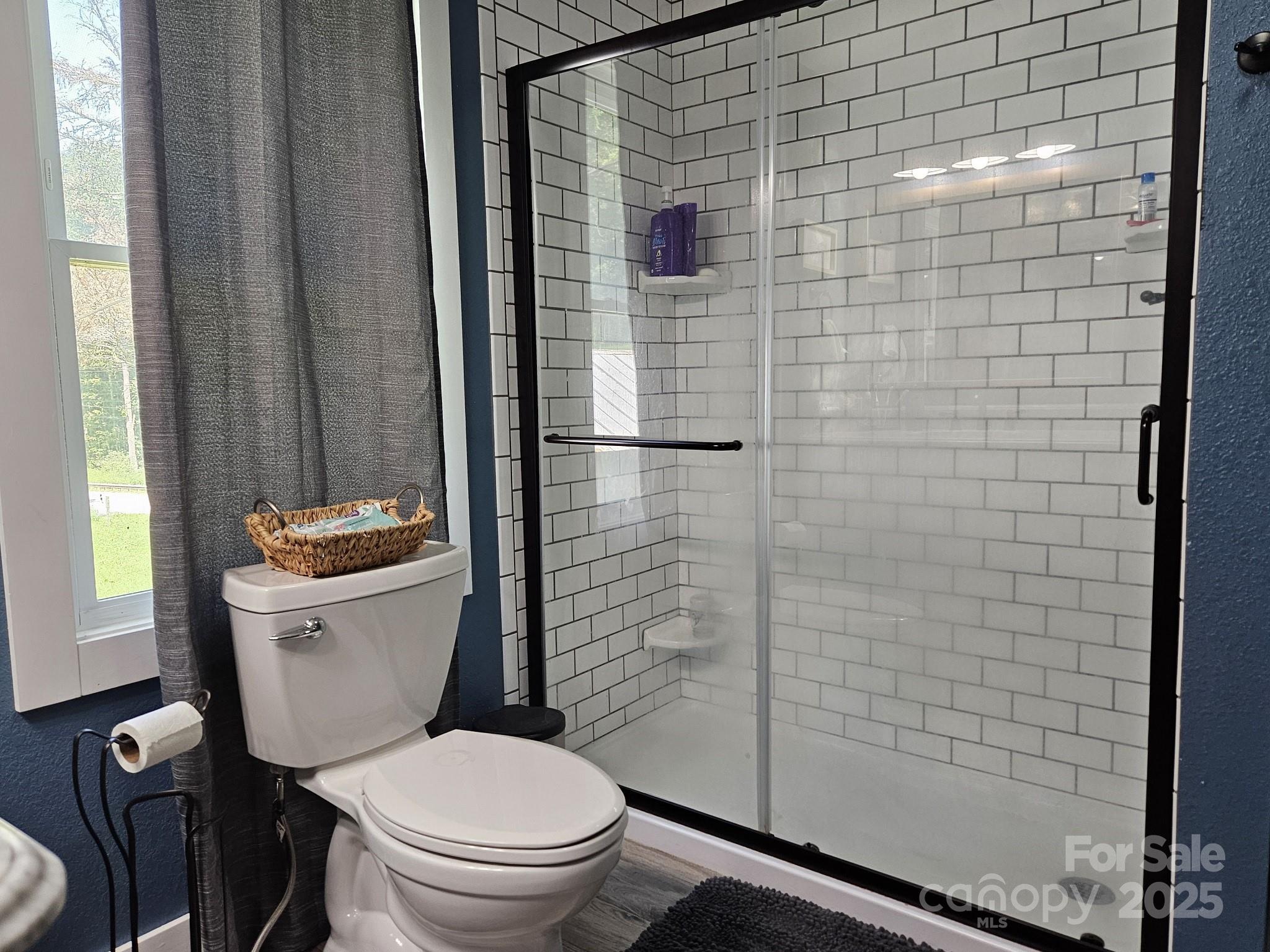 property viewer photo 15