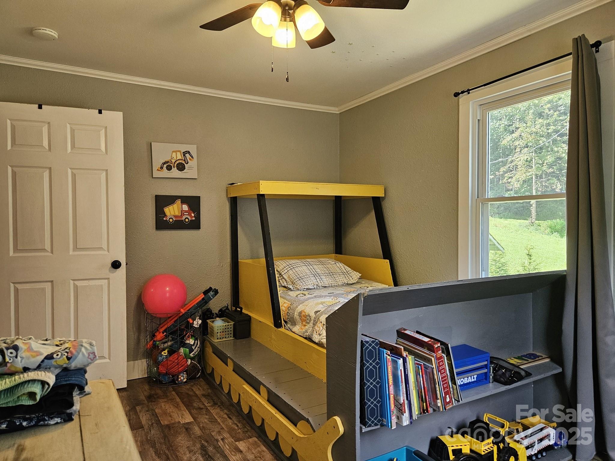 property viewer photo 17