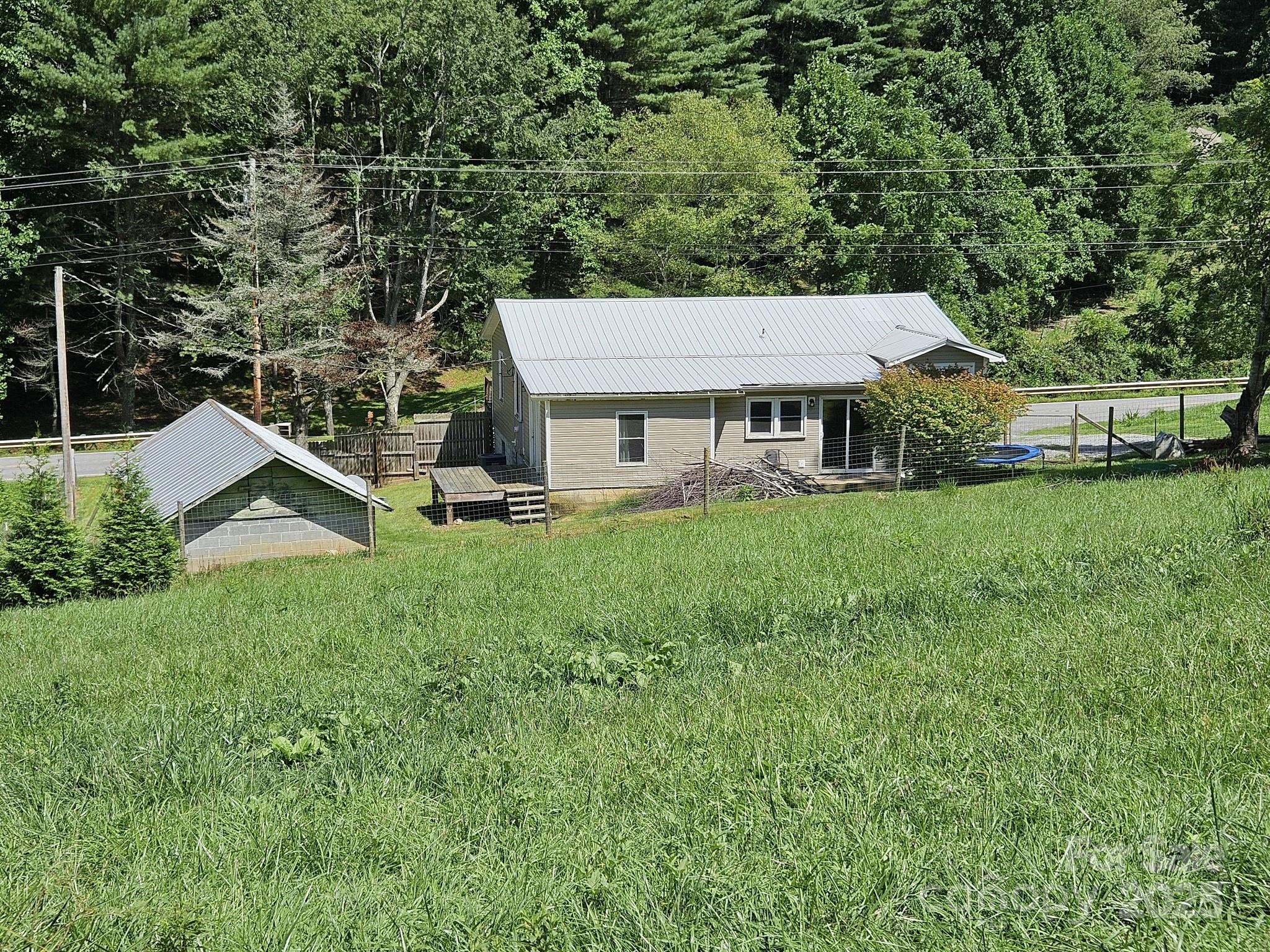property viewer photo 24