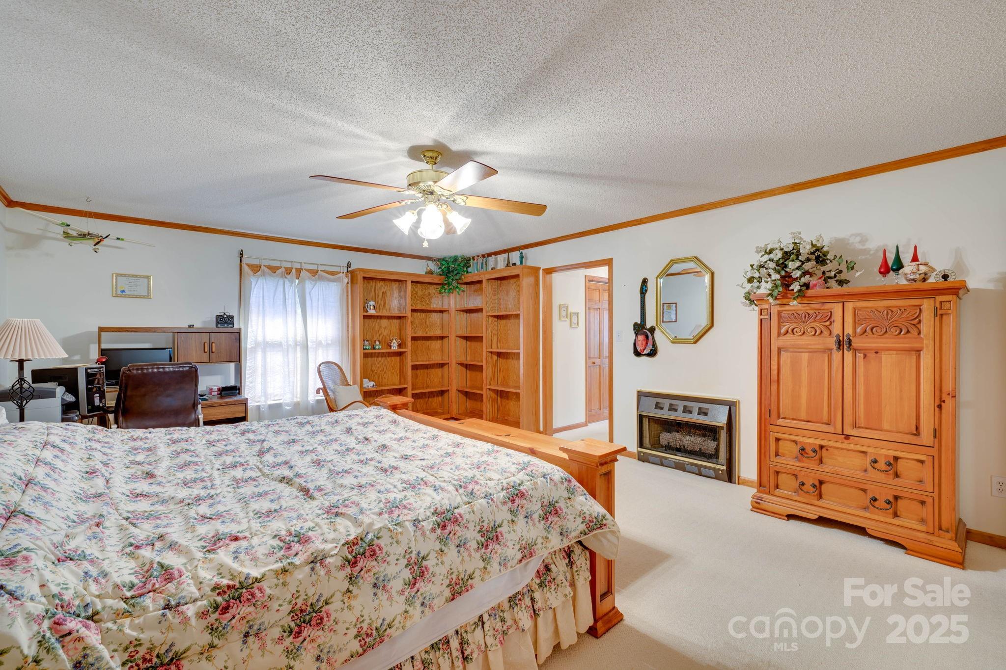 main property photo 27