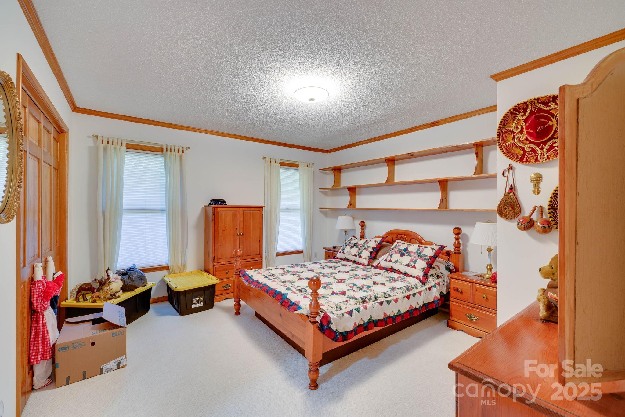 main property photo 36