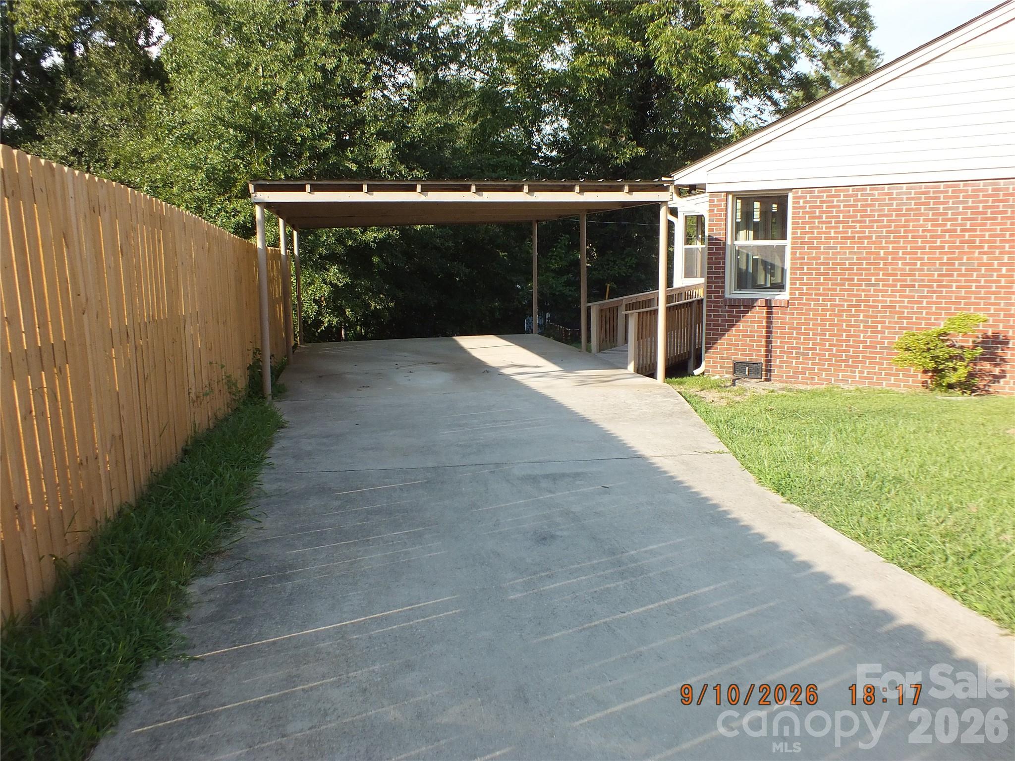 main property photo 23