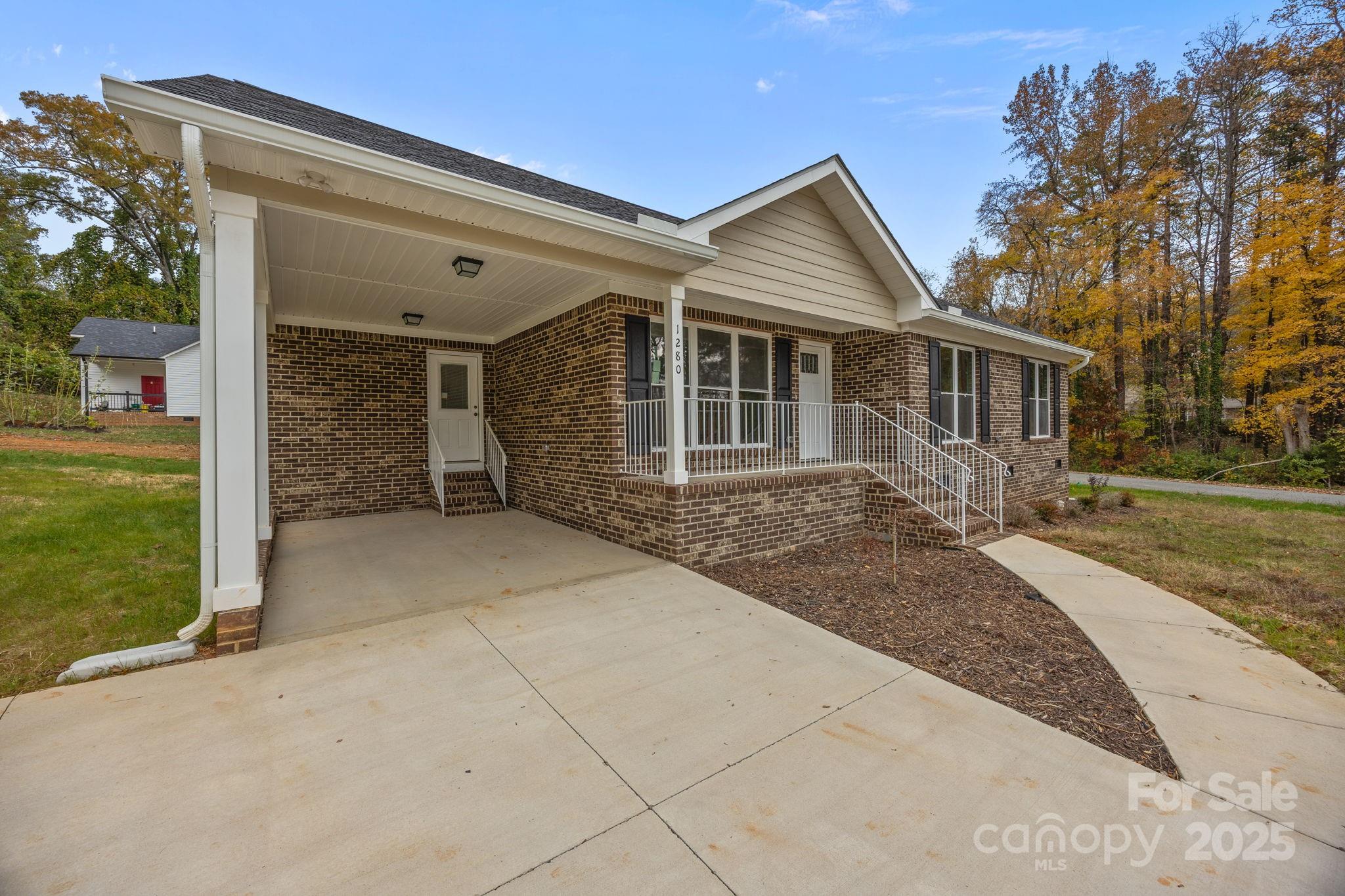 main property photo 27
