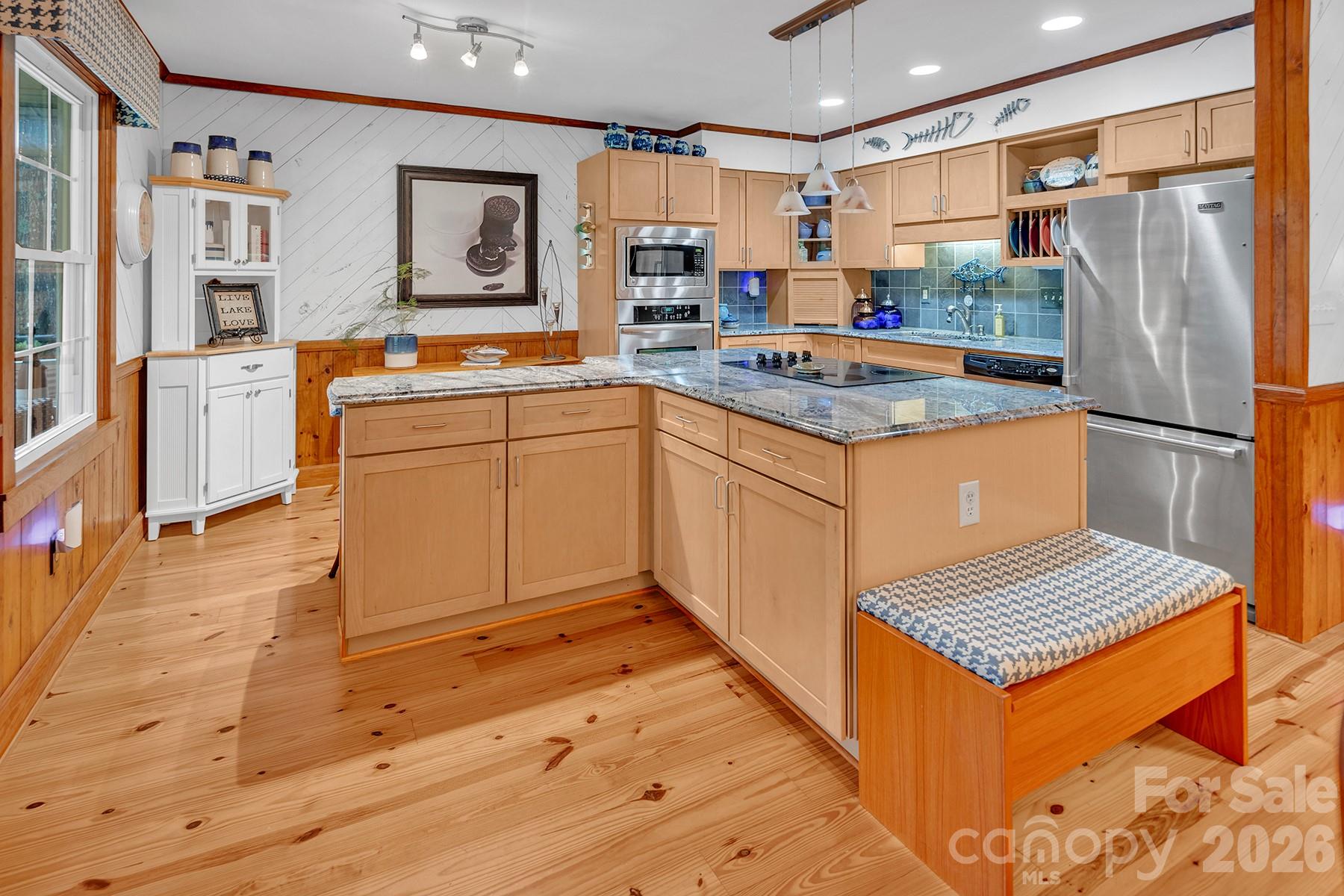 property viewer photo 17