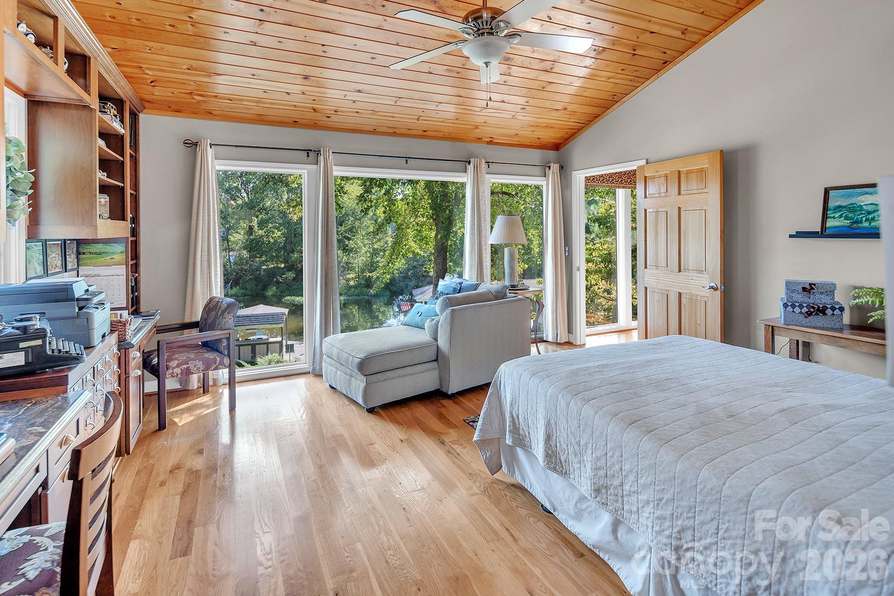 property viewer photo 23