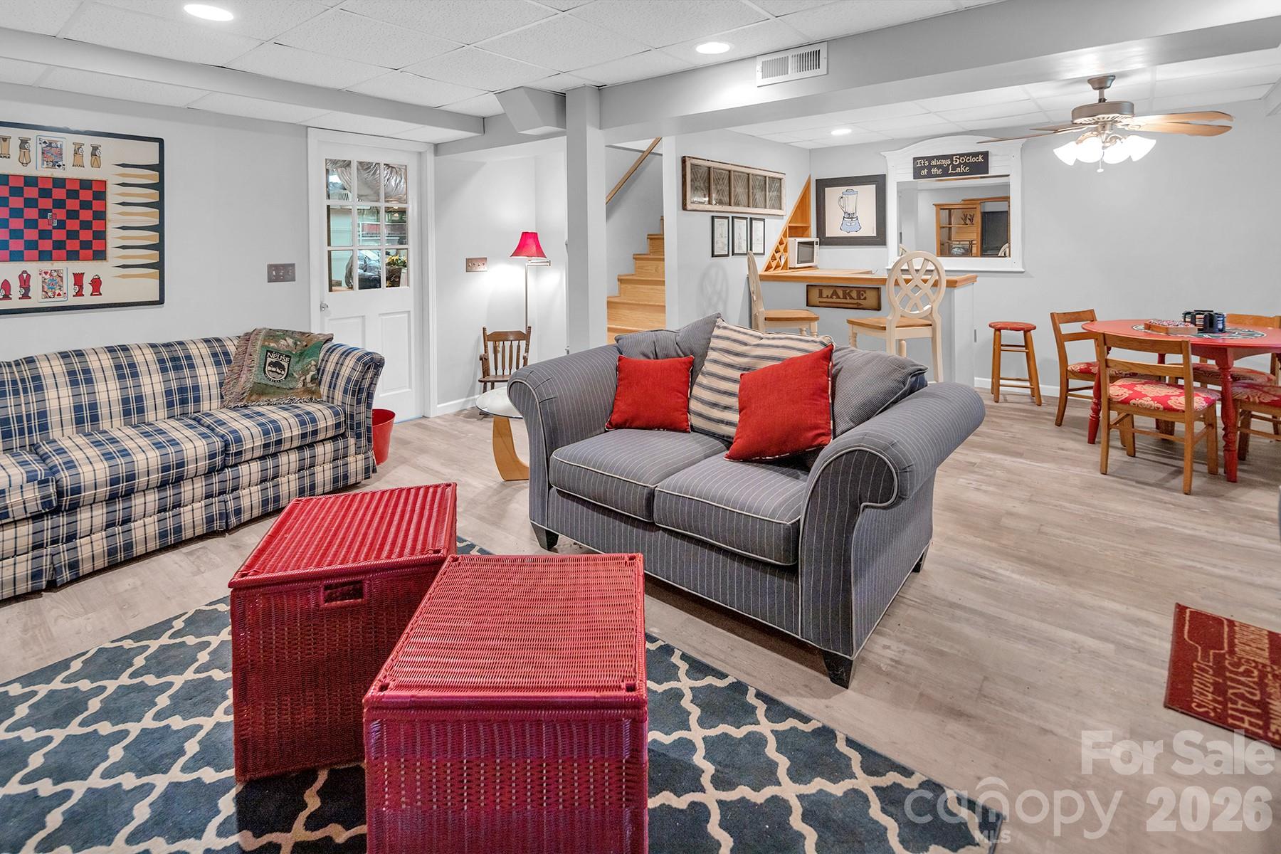property viewer photo 32
