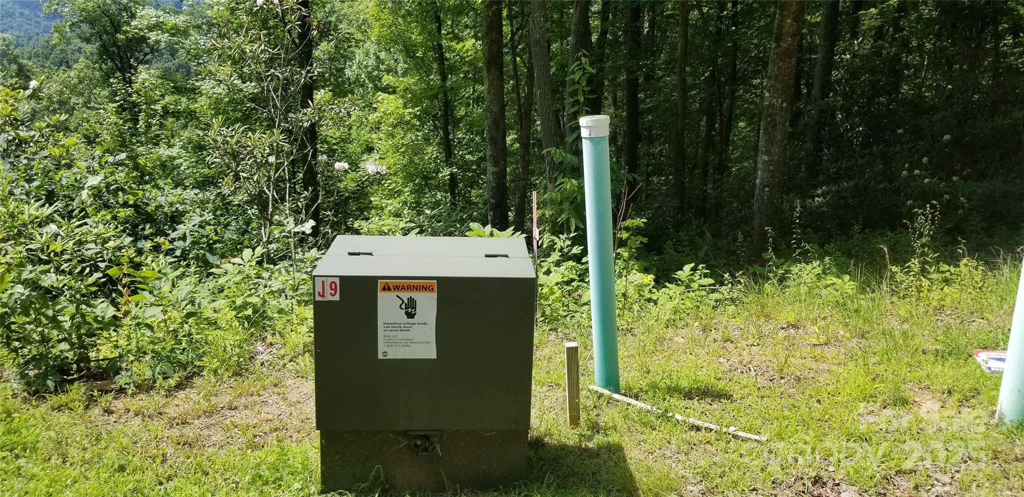 main property photo 20