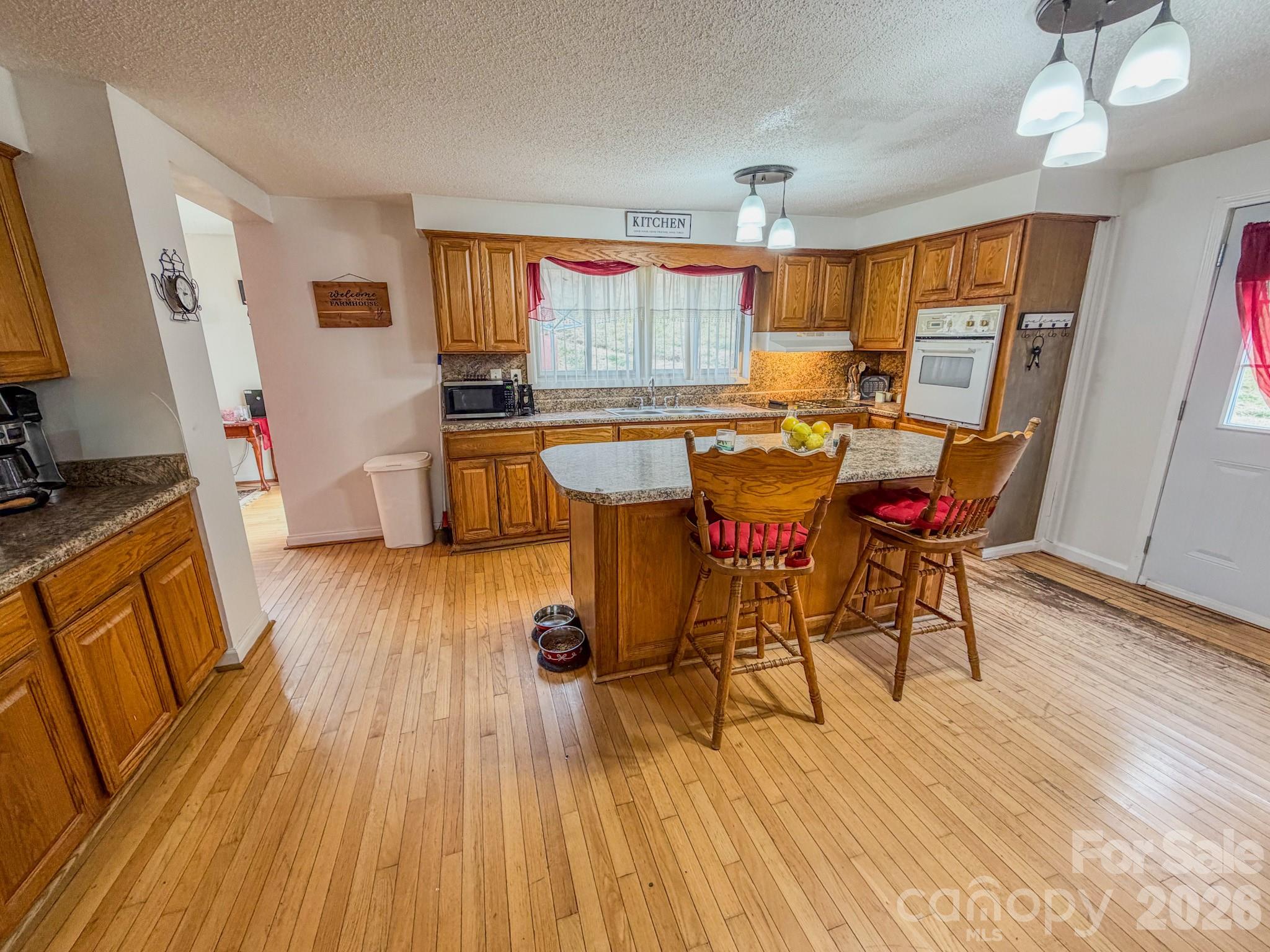 property viewer photo 11