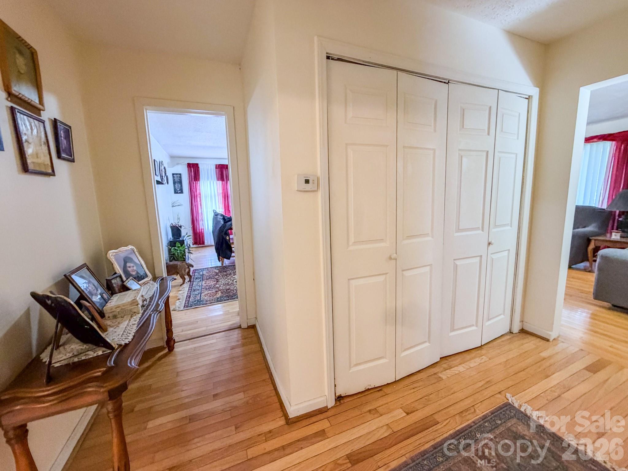 property viewer photo 21