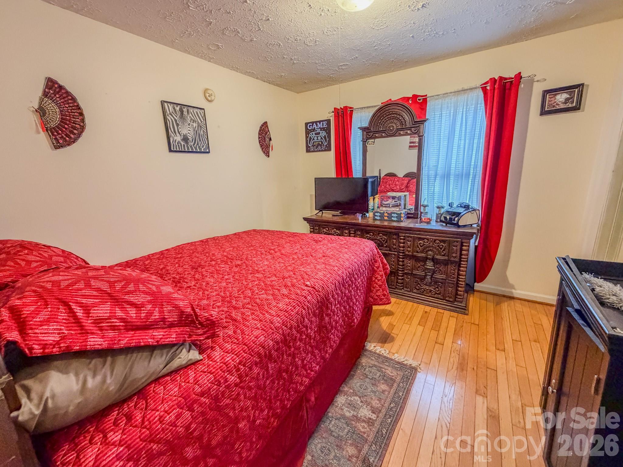 property viewer photo 23