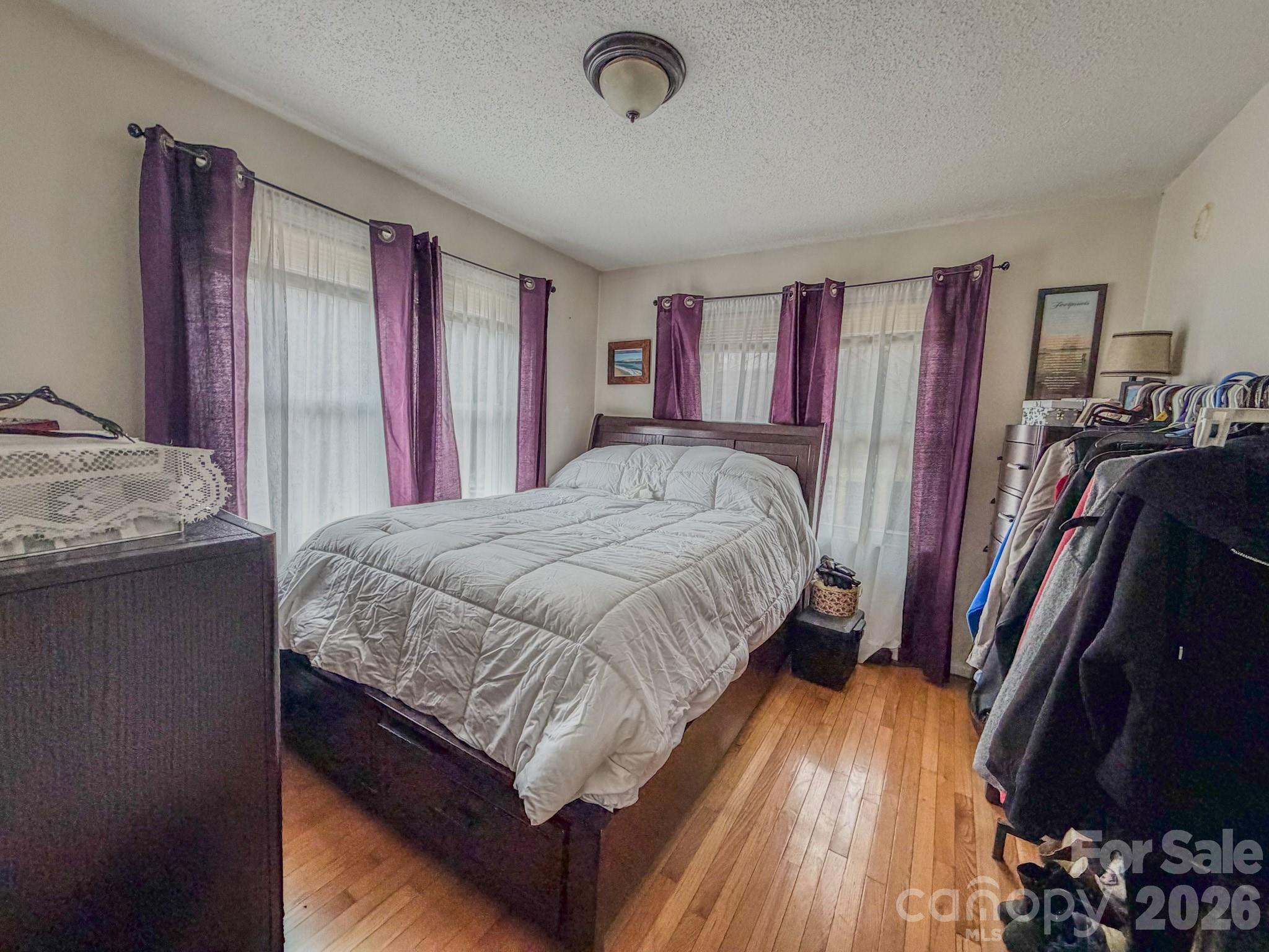 property viewer photo 29