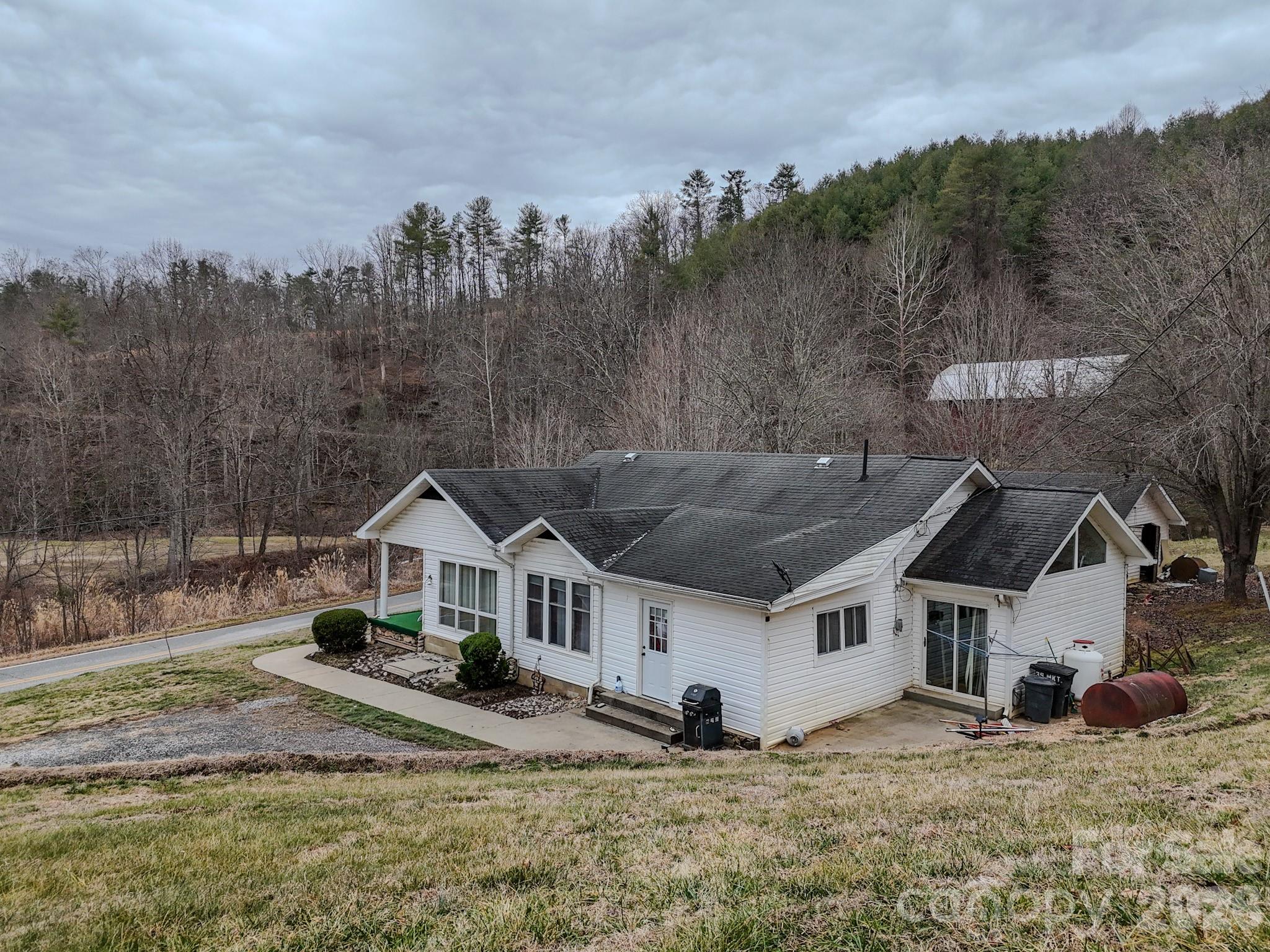 property viewer photo 41