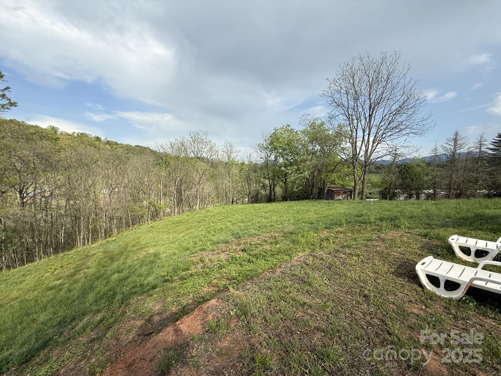 main property photo 11