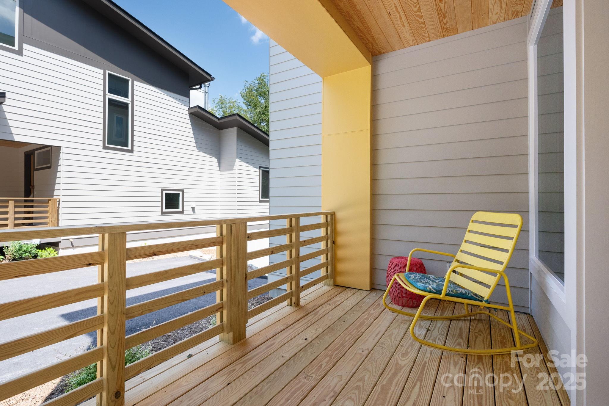 property viewer photo 1