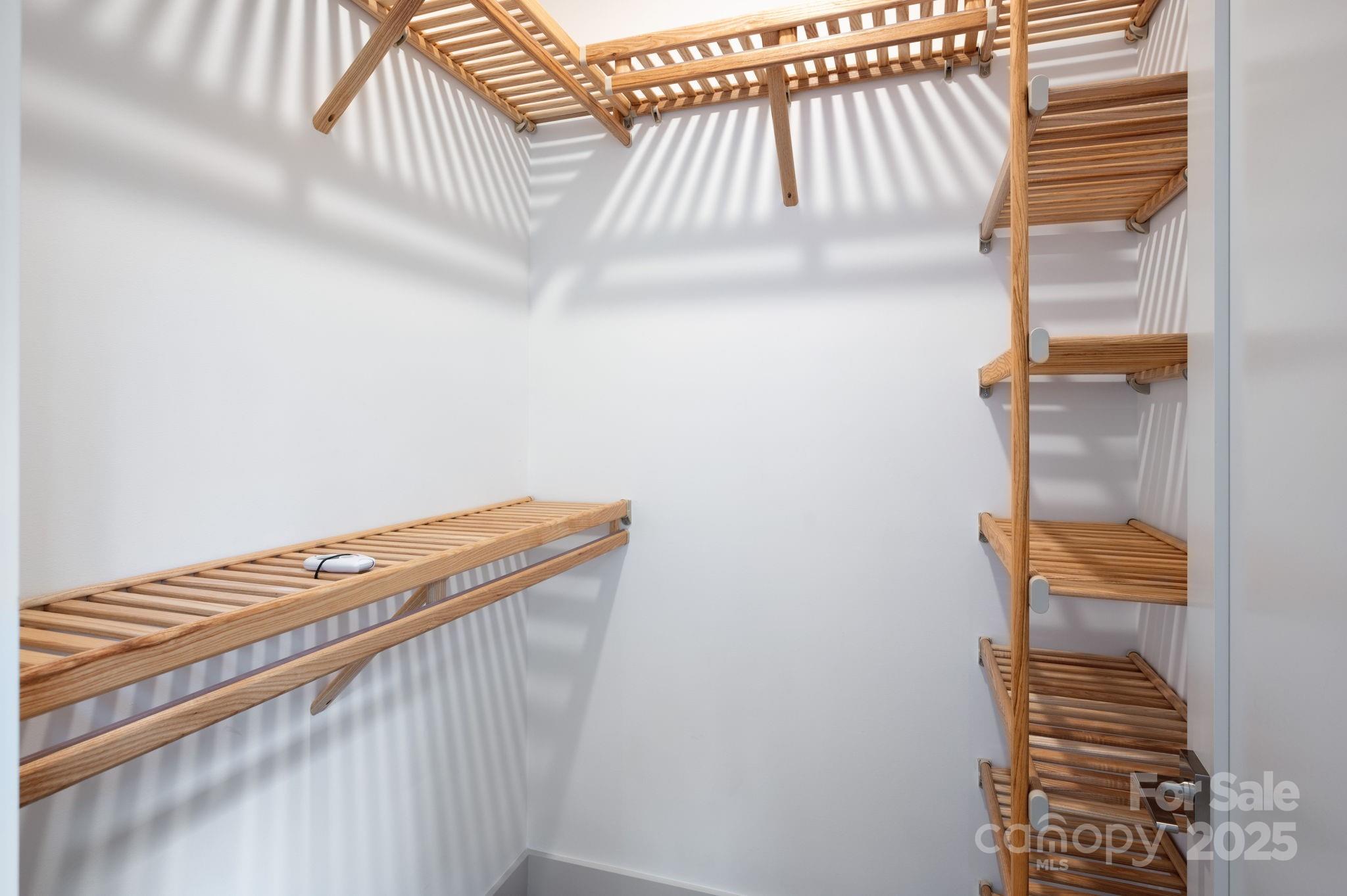 property viewer photo 20