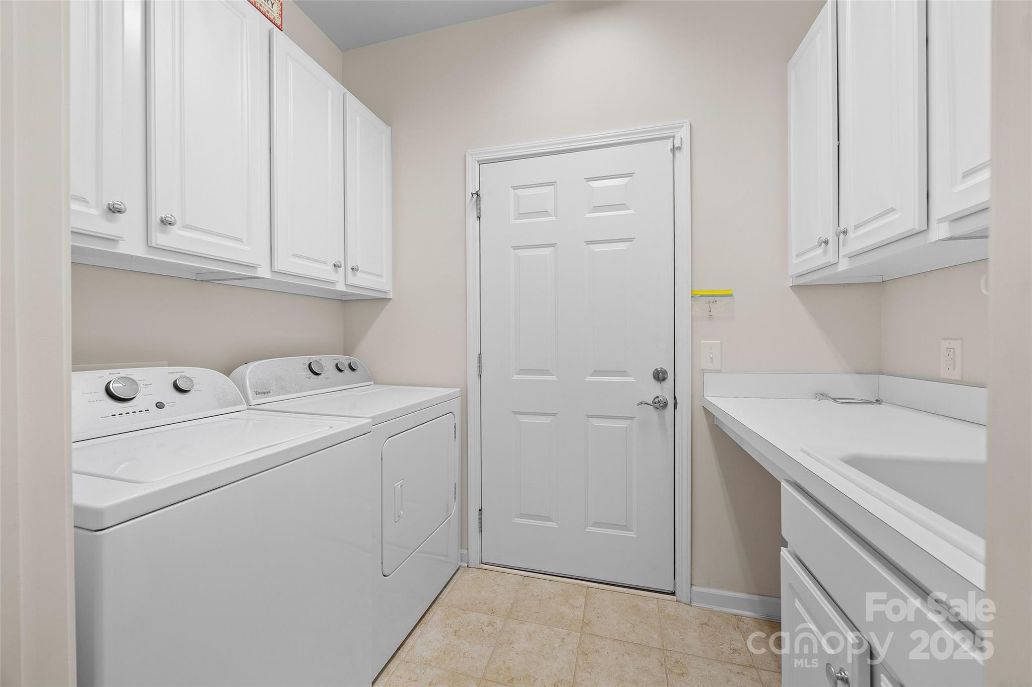 property viewer photo 15