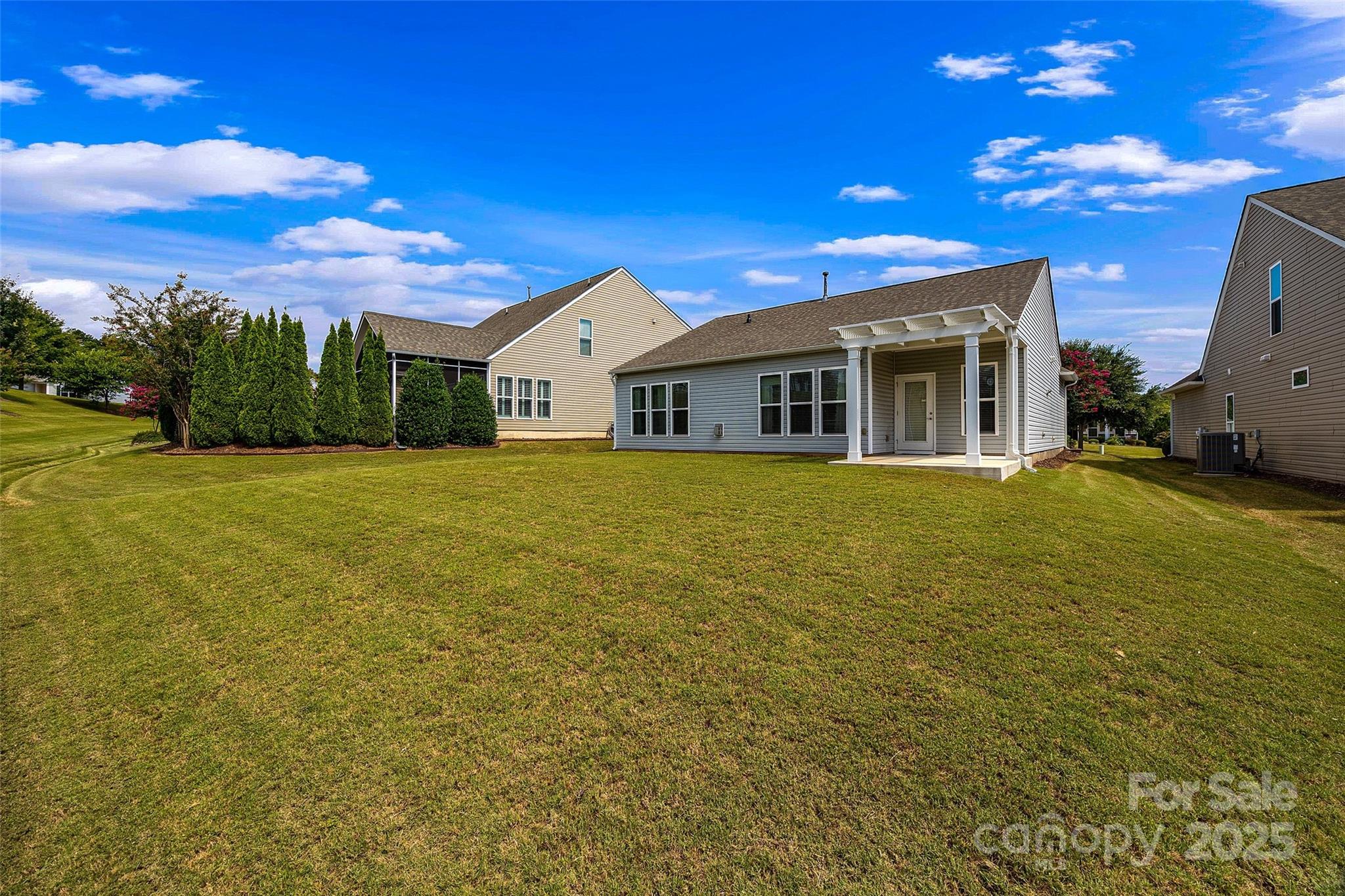 property viewer photo 18