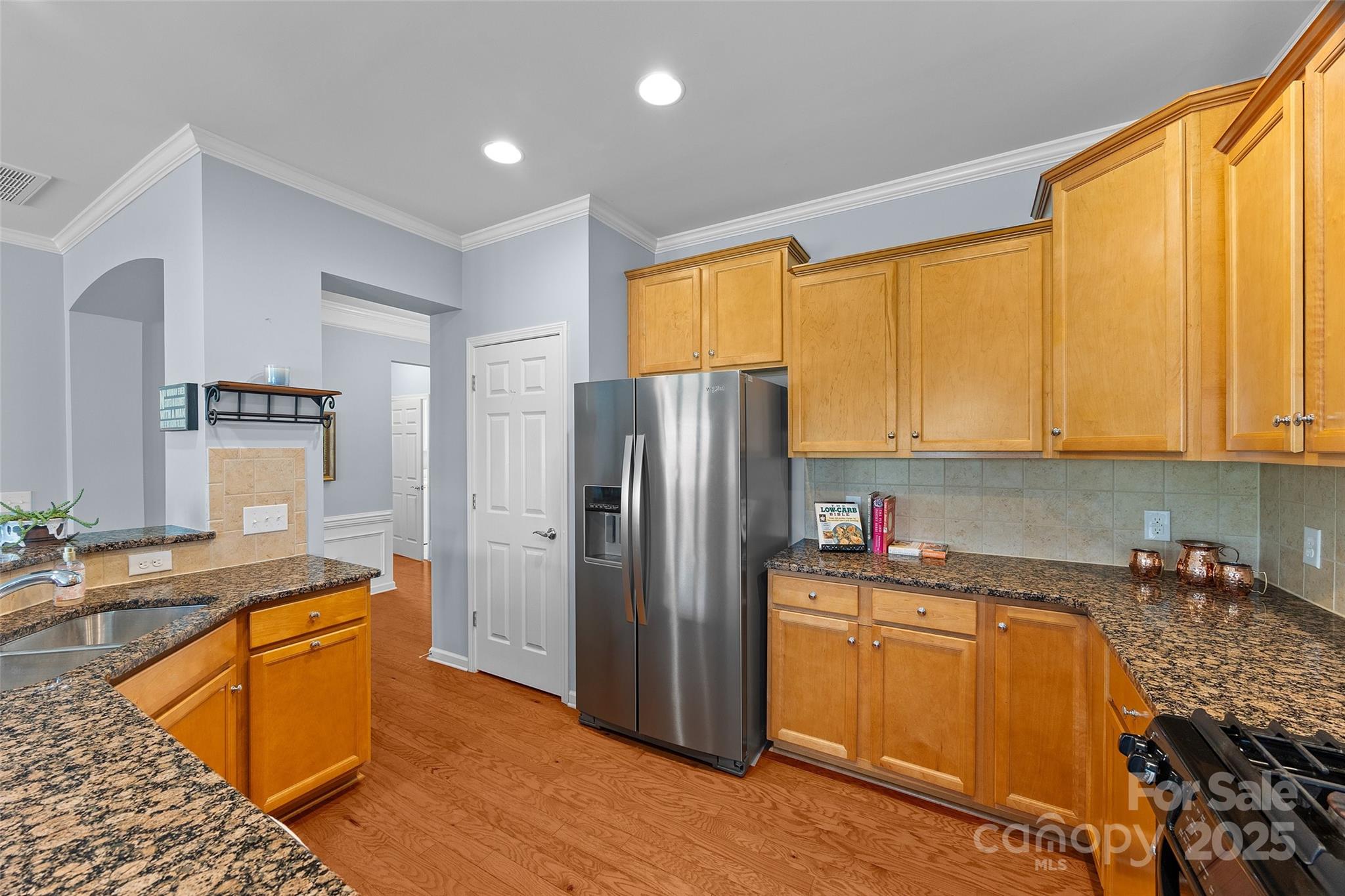 property viewer photo 5