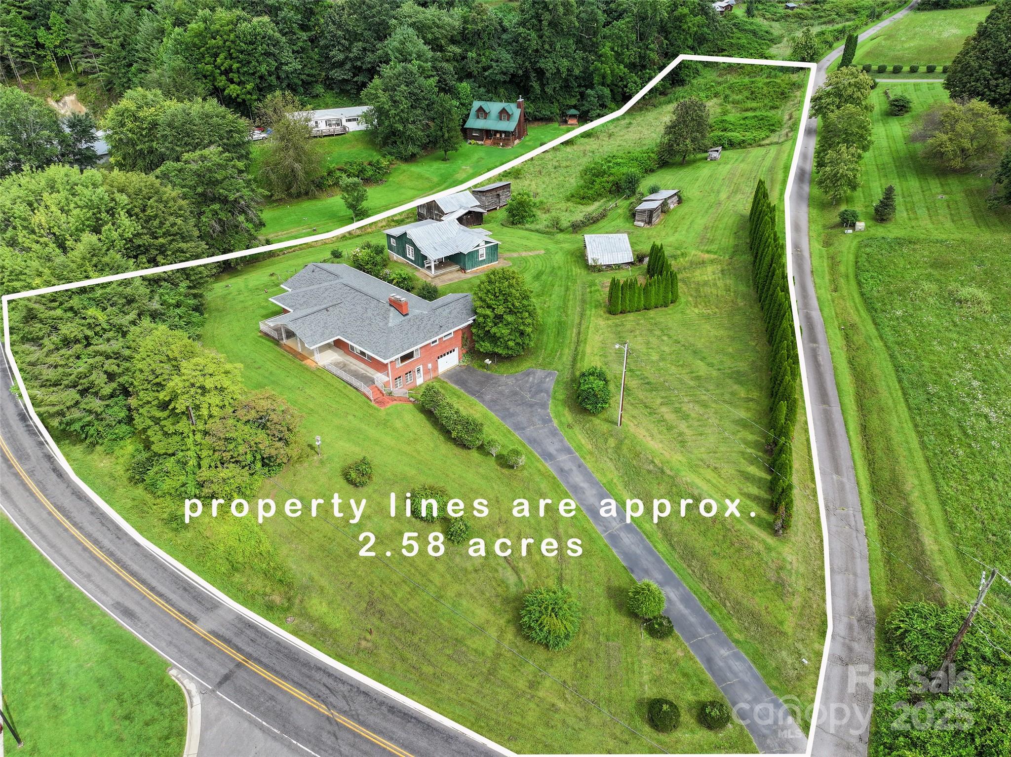 main property photo 3