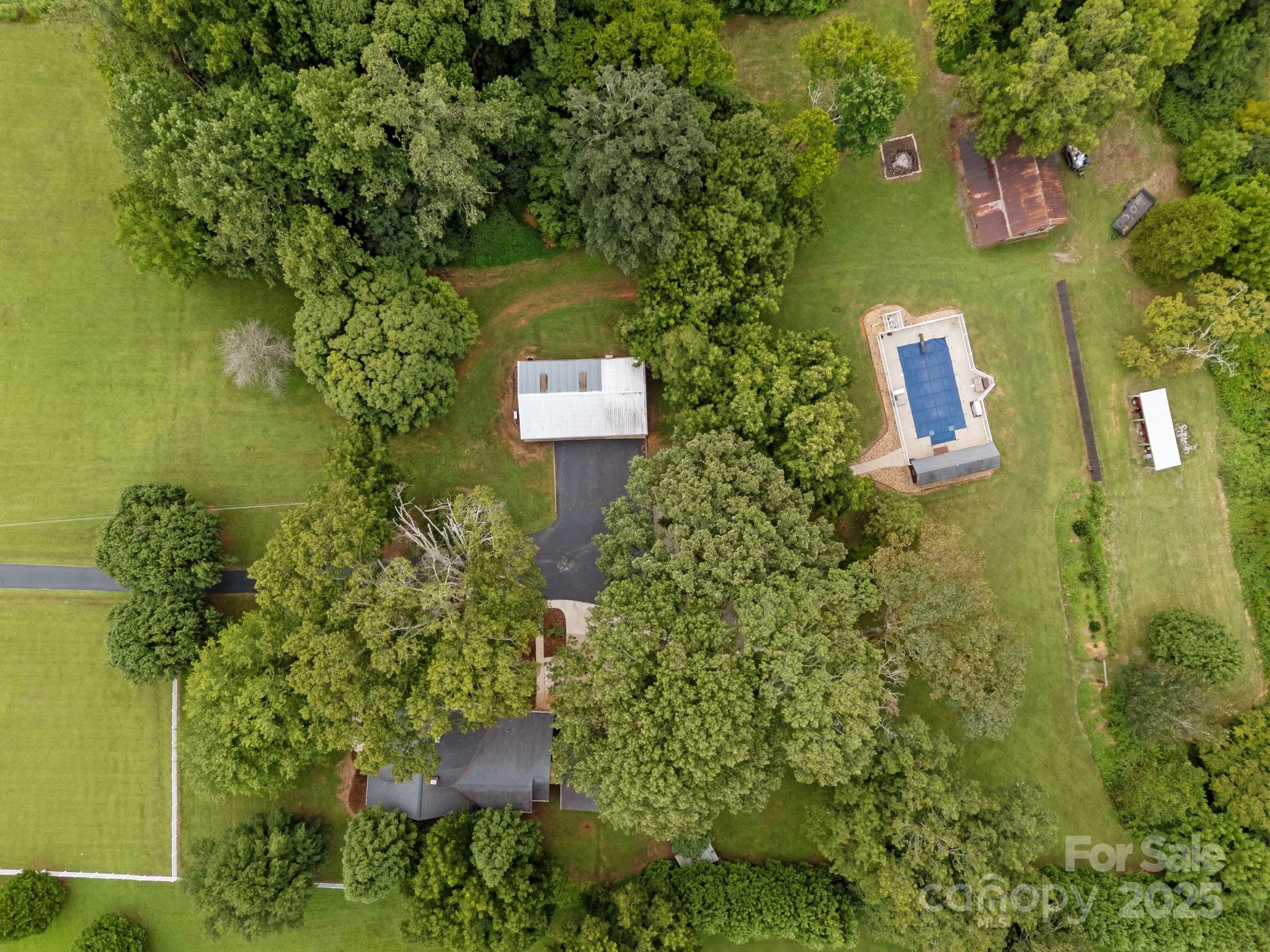 main property photo 45