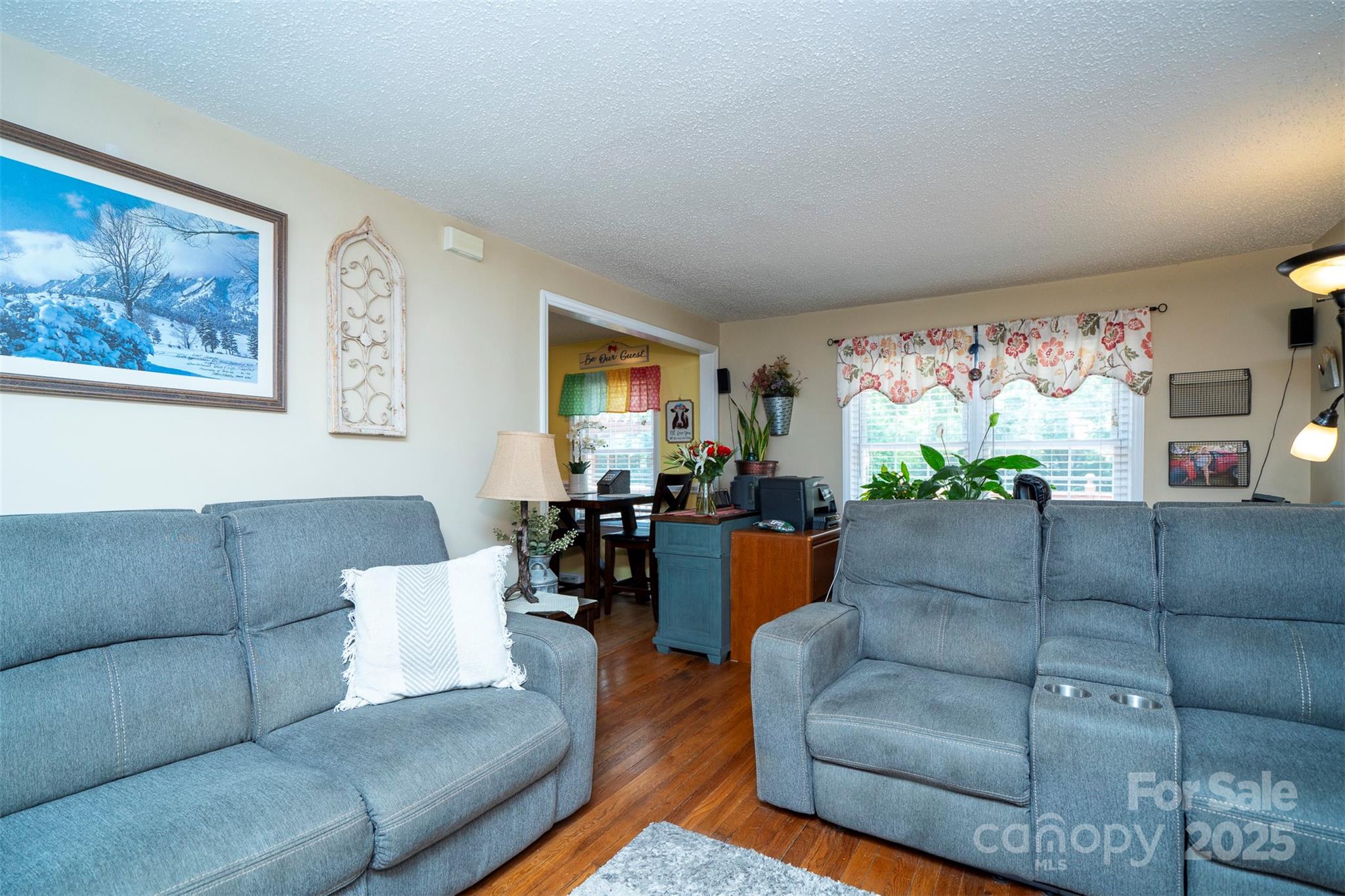 property viewer photo 21