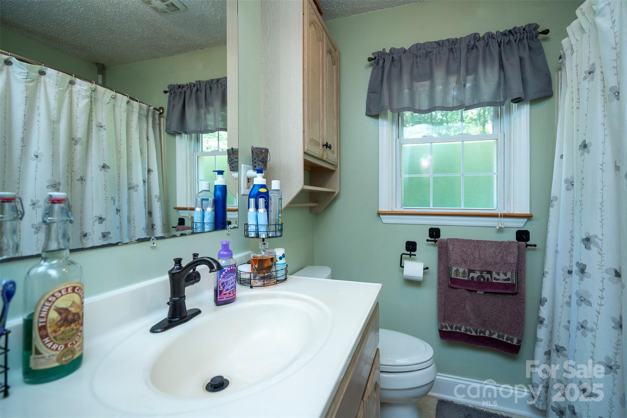 property viewer photo 25