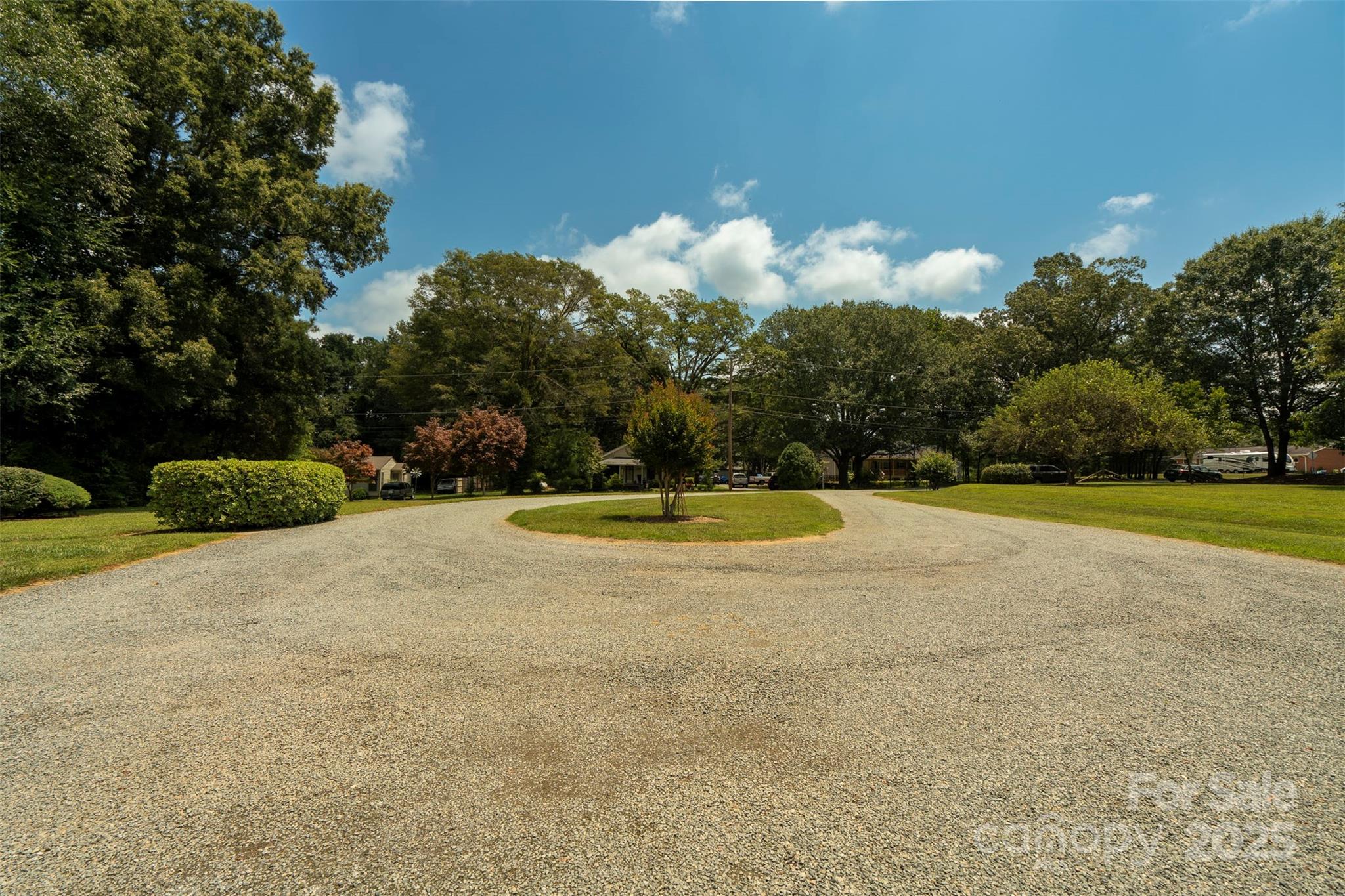 property viewer photo 7
