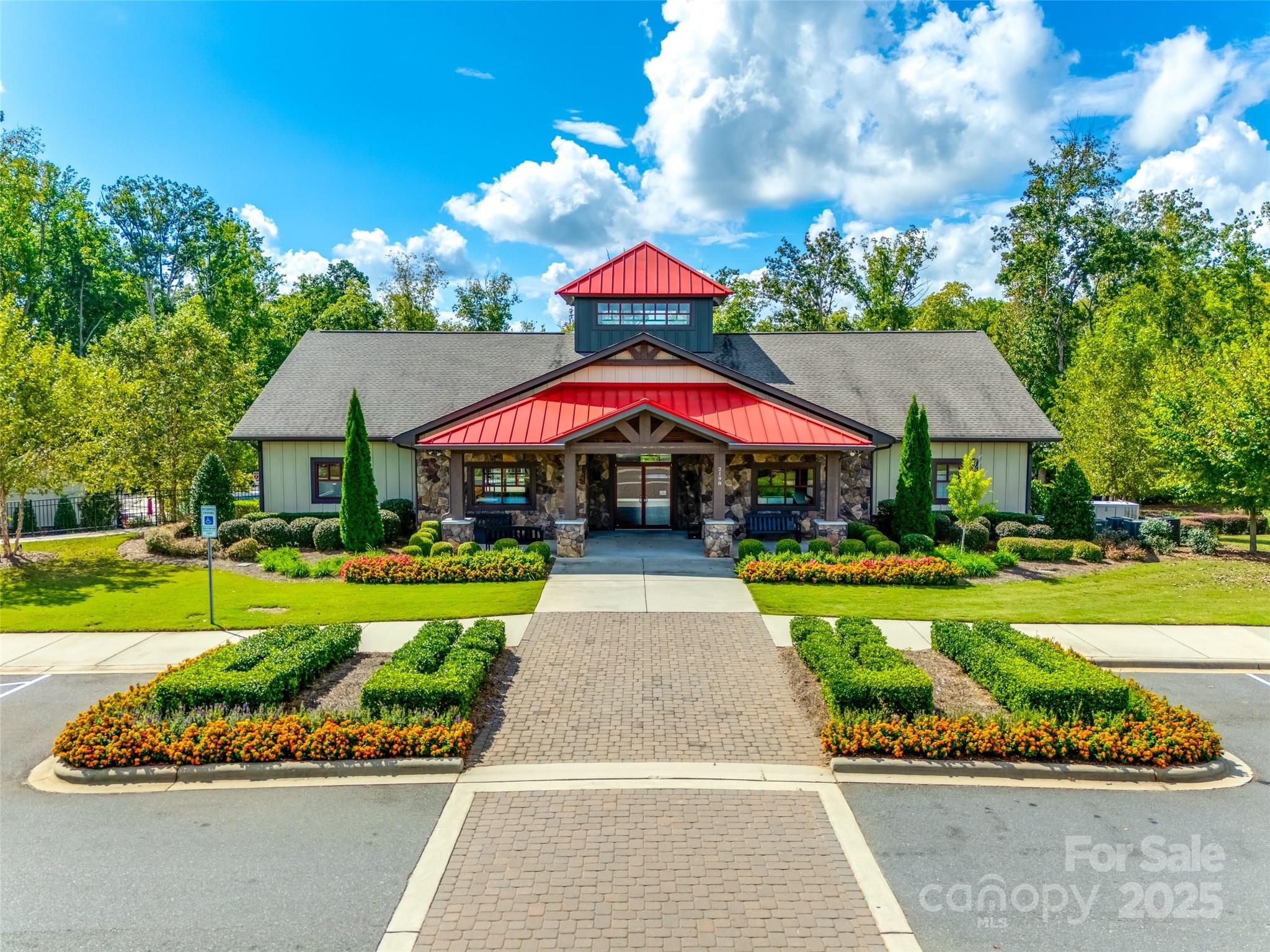 property viewer photo 31